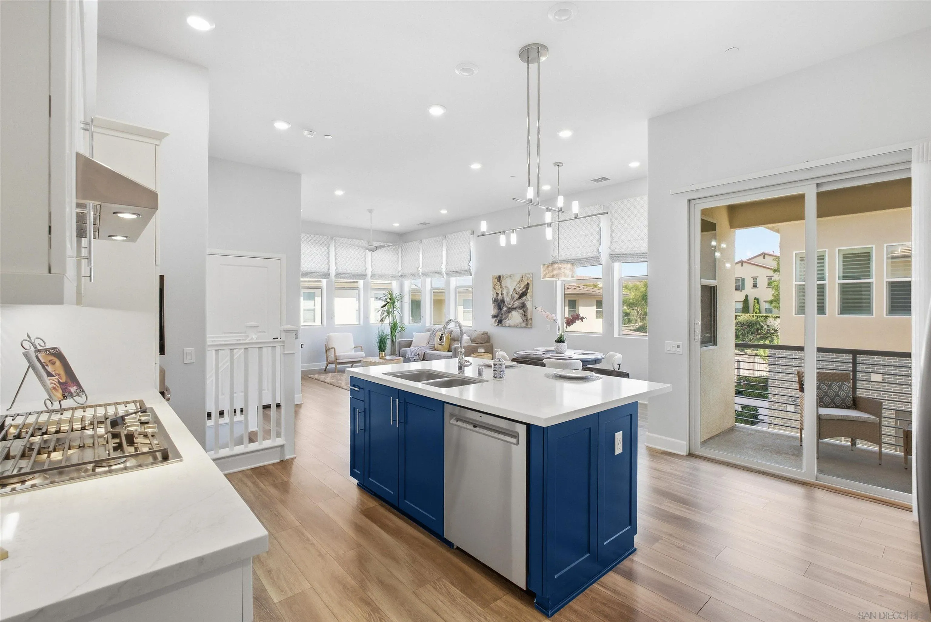 https://cdn.realtyfeed.com/cdn/127/260022801/23d320b22d112e26782e213ac87badbb.webp