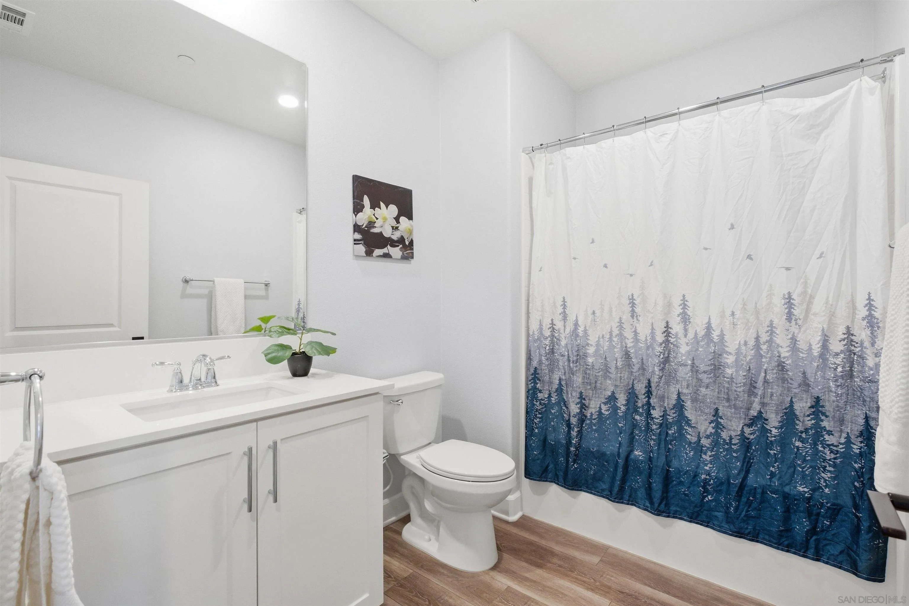 https://cdn.realtyfeed.com/cdn/127/260022801/32c6b314dd44bbdd32dc69d1f314b370.webp
