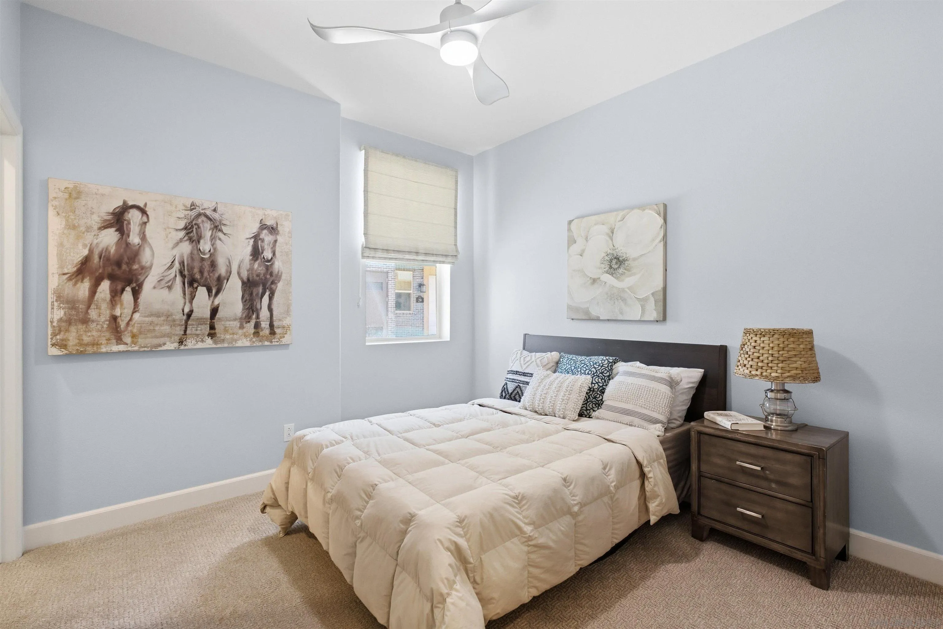 https://cdn.realtyfeed.com/cdn/127/260022801/6cd08dc92d267f449db7d89e592602bf.webp