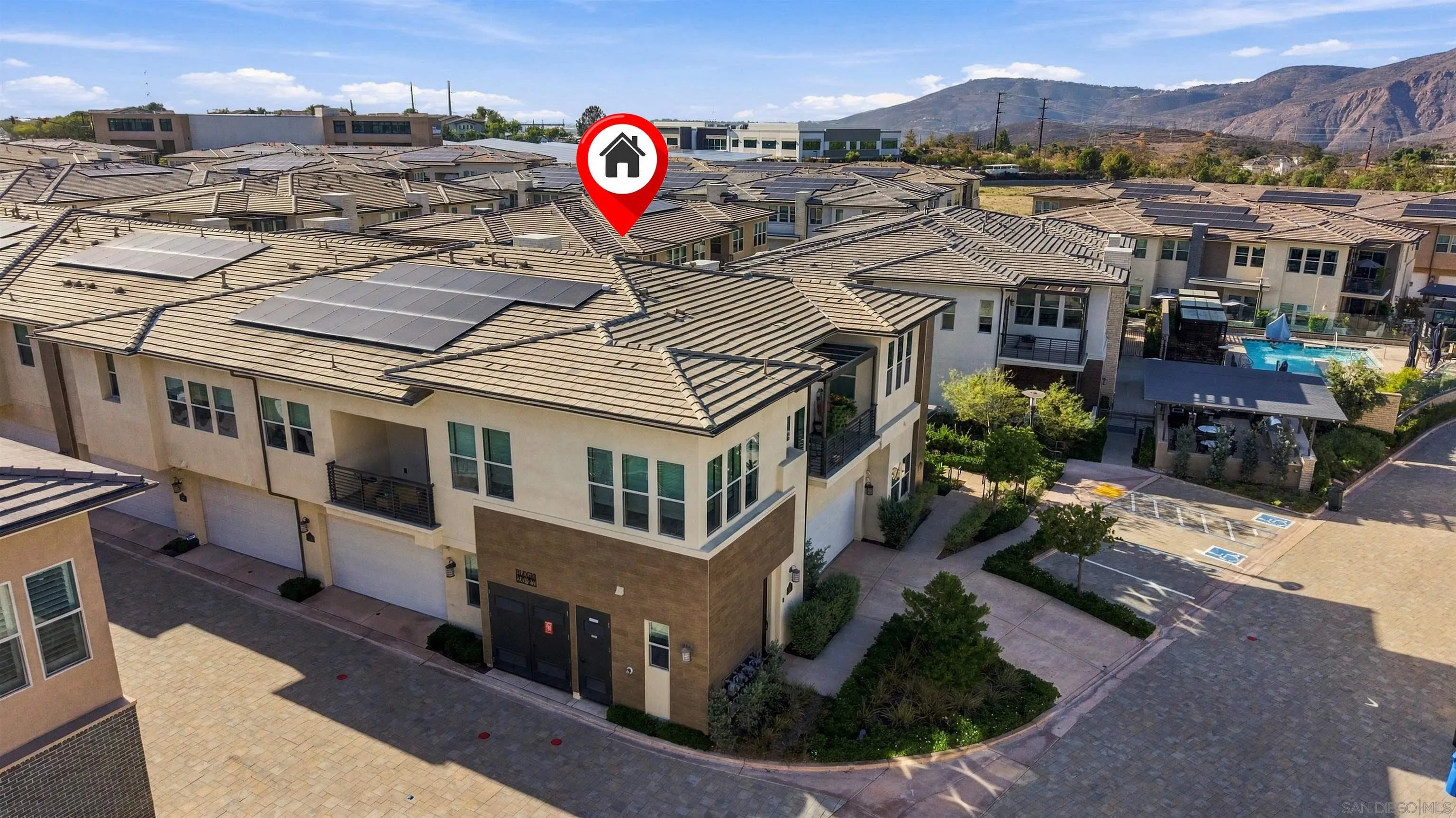 https://cdn.realtyfeed.com/cdn/127/260022801/f9778ebf86307f5b365aa736426fc874.webp