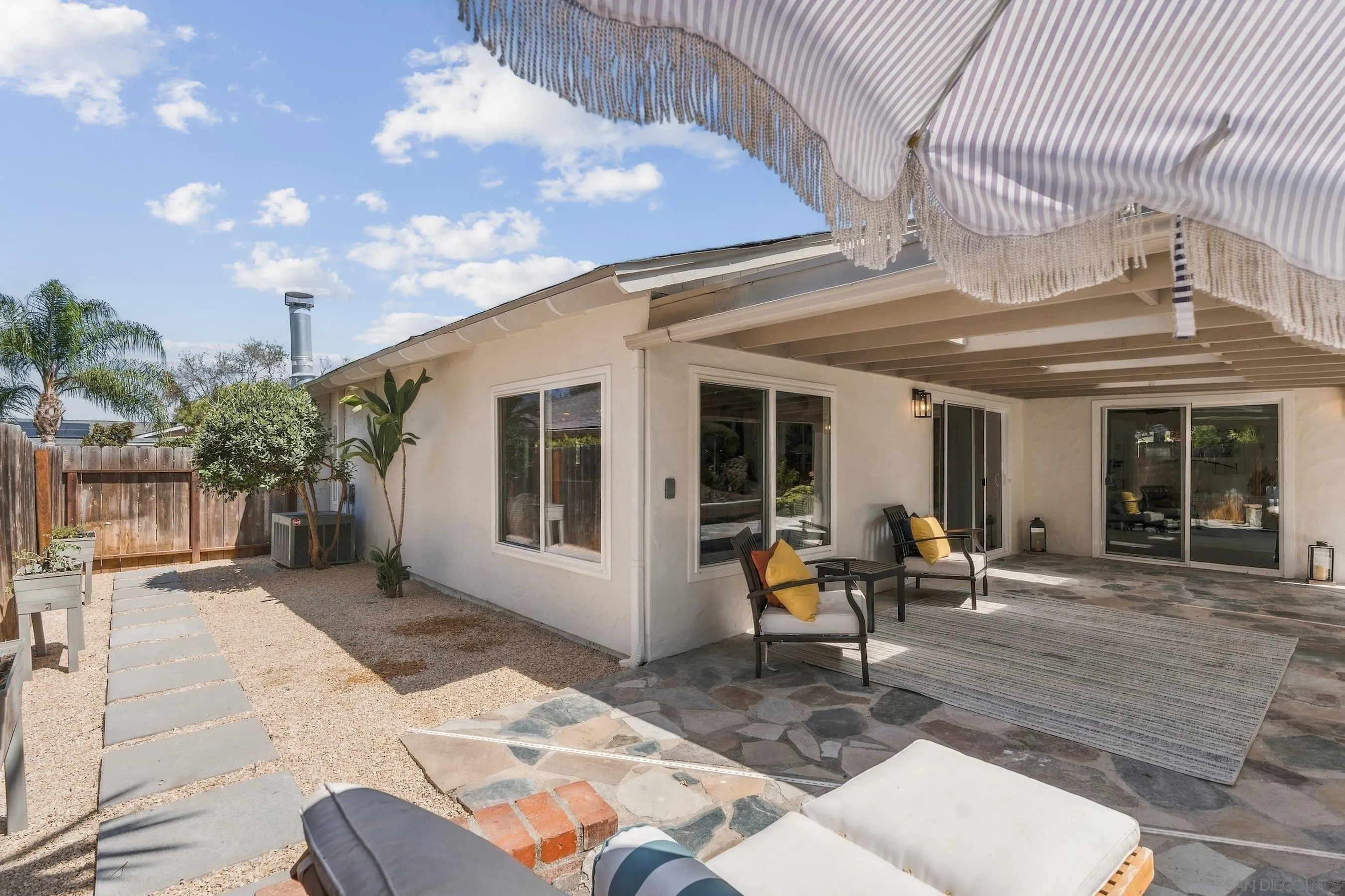 https://cdn.realtyfeed.com/cdn/127/260022804/4c2c4a9e04babc8bd2a1d179fc62aea9.webp