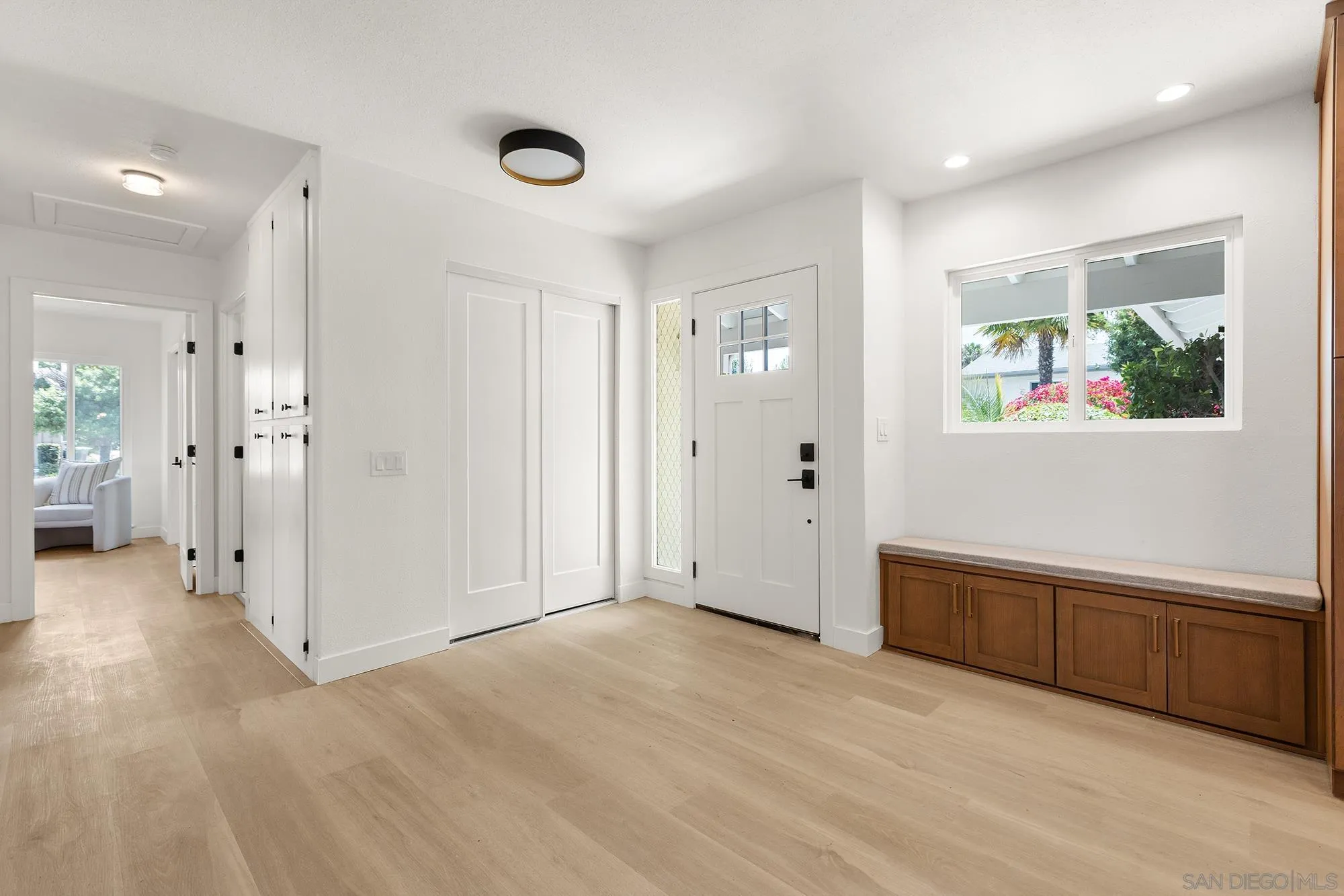 https://cdn.realtyfeed.com/cdn/127/260022804/7197ade6f5b60016288b53d55053ea1c.webp