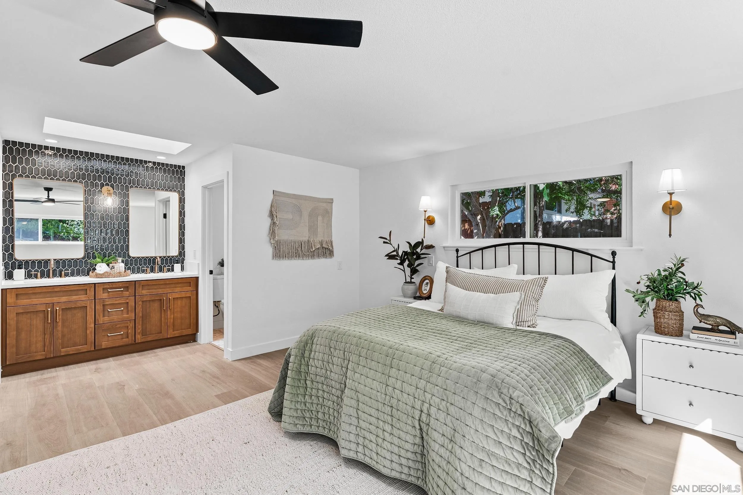 https://cdn.realtyfeed.com/cdn/127/260022804/9cfd7537c261aab7937873b9954359ec.webp
