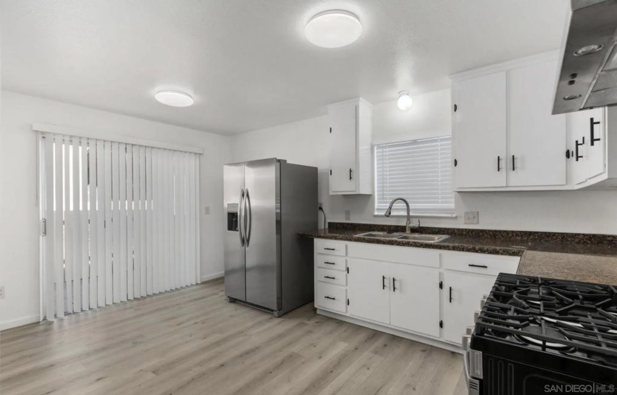 https://cdn.realtyfeed.com/cdn/127/260022807/a14ca55a47b9902a5e204177a0fe0338.webp