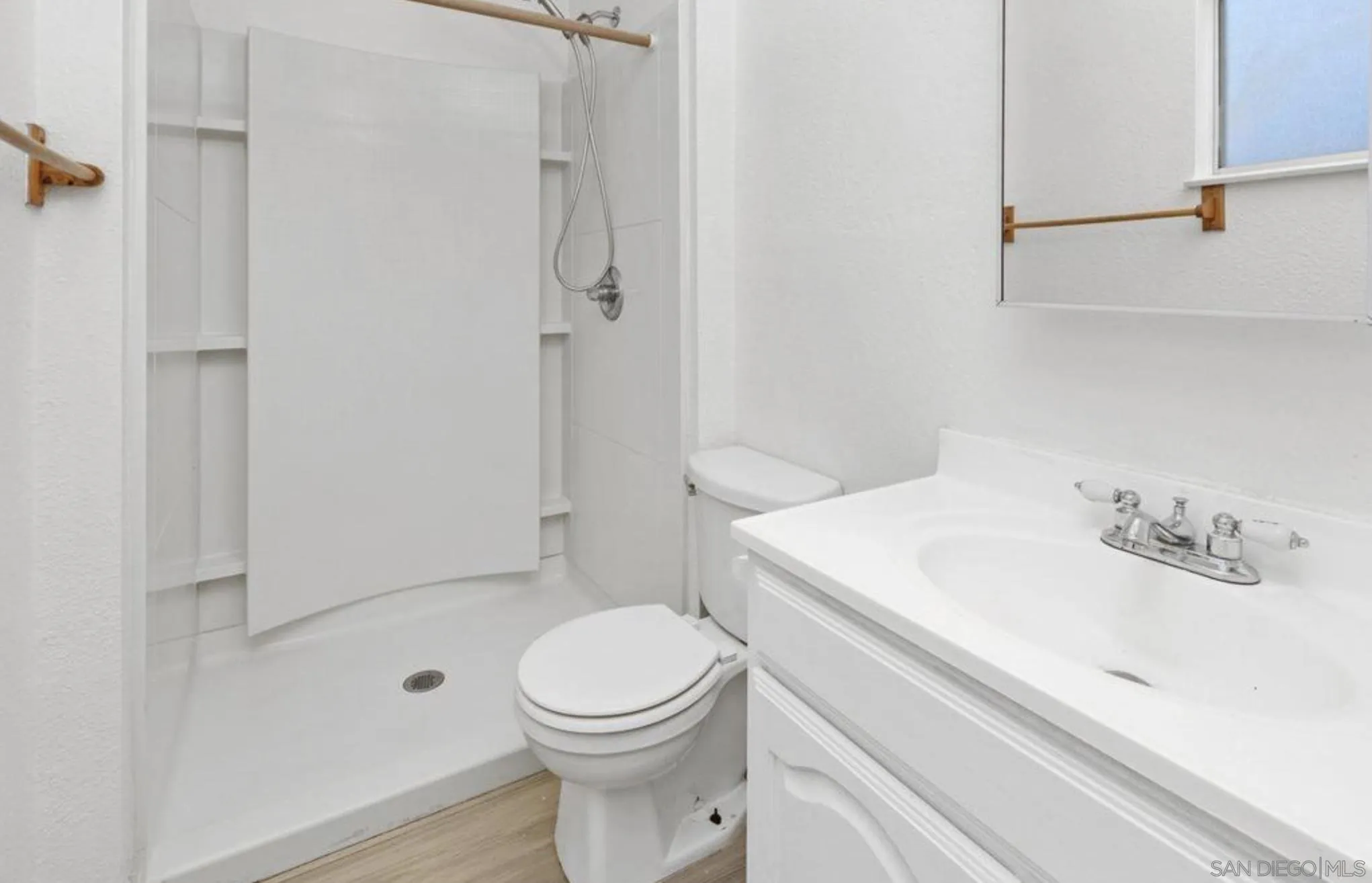https://cdn.realtyfeed.com/cdn/127/260022807/ed426271151d4fe0e4a050be84edae0d.webp