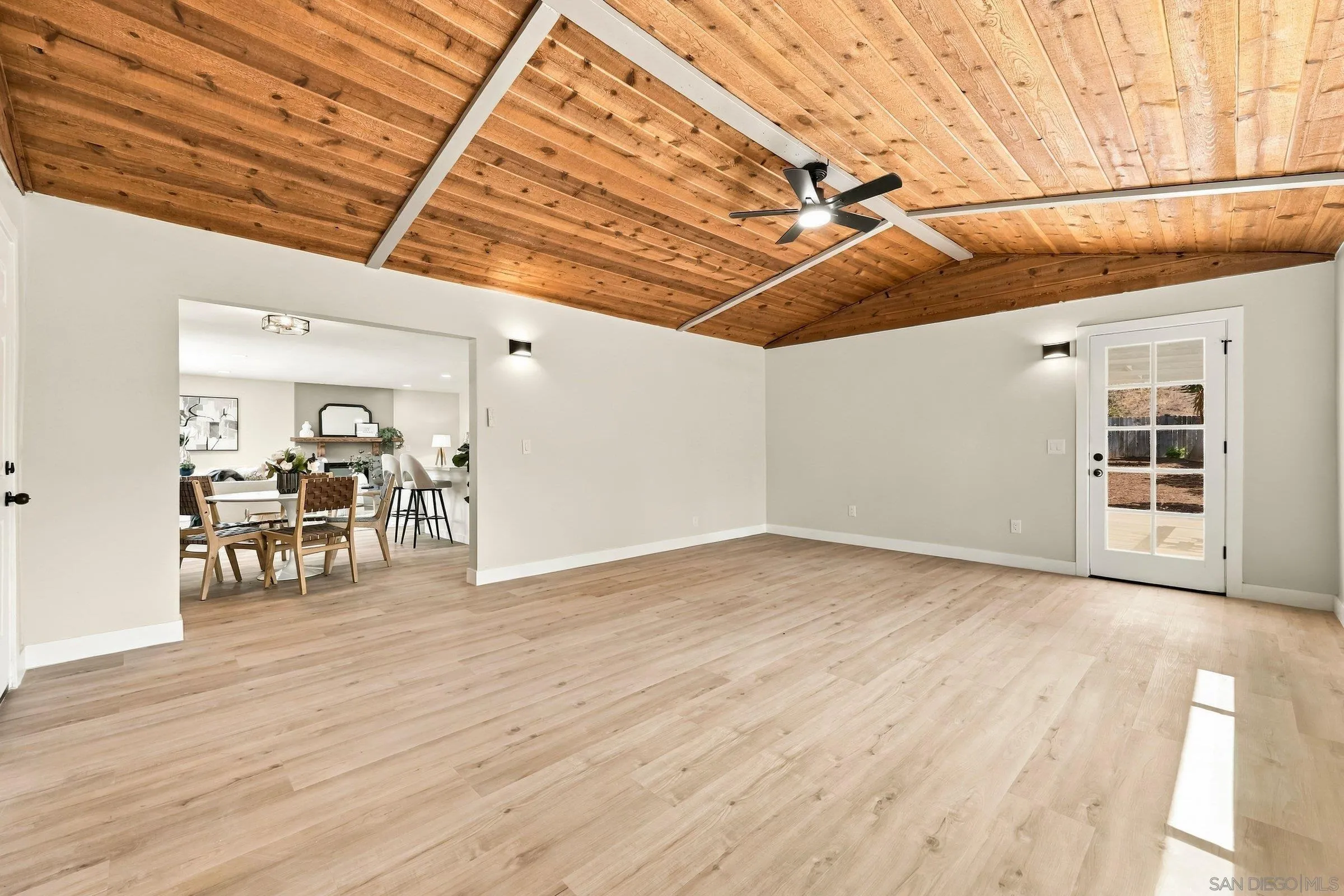 https://cdn.realtyfeed.com/cdn/127/260022811/9f1f7277d25cf46af767ce48dcaf24f5.webp