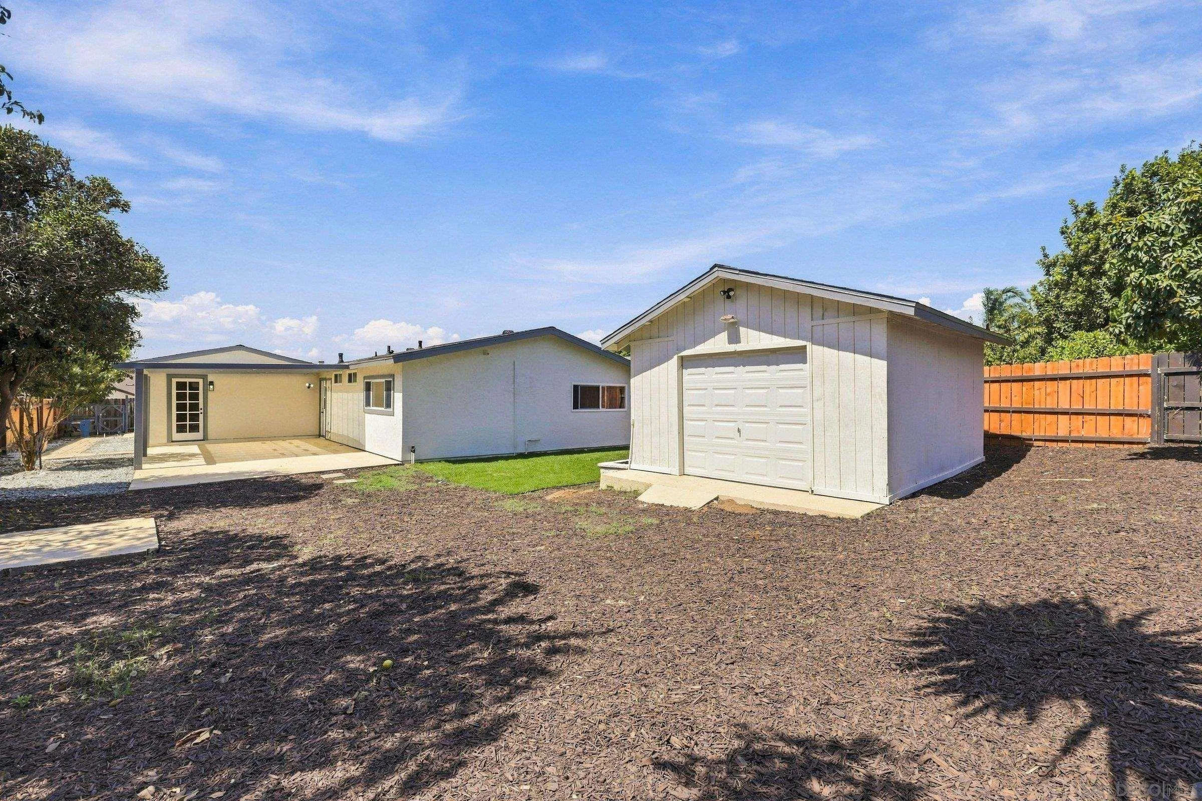 https://cdn.realtyfeed.com/cdn/127/260022811/a53f36c833d82894a2157b84f6e21afb.webp