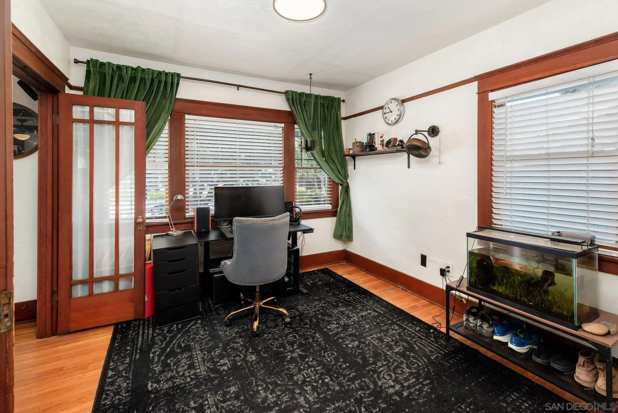 https://cdn.realtyfeed.com/cdn/127/260022812/ce5213e916c0f32993753eee4f581058.webp