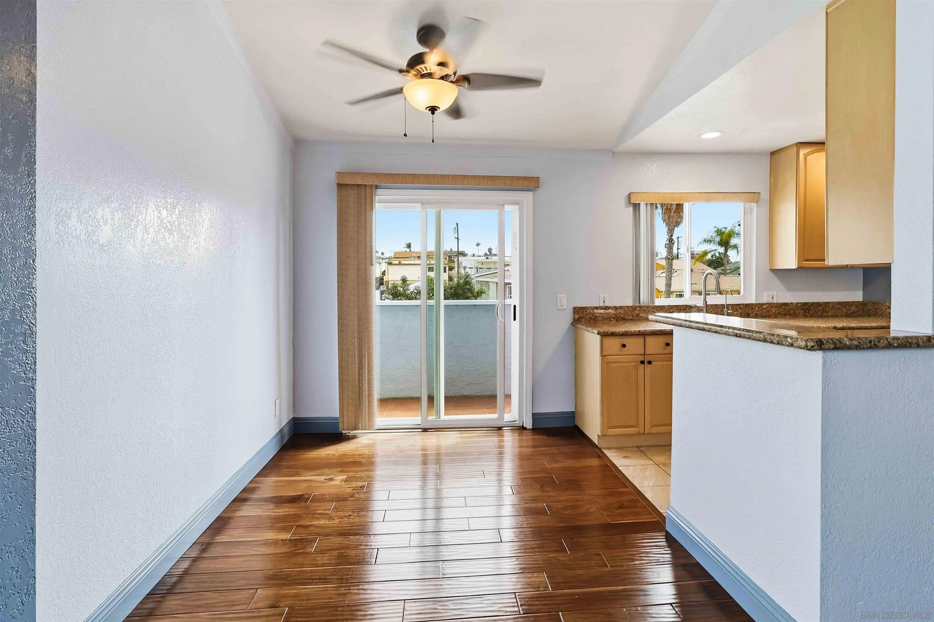 https://cdn.realtyfeed.com/cdn/127/260022813/110de793ef50ab0bb132752af309923f.webp