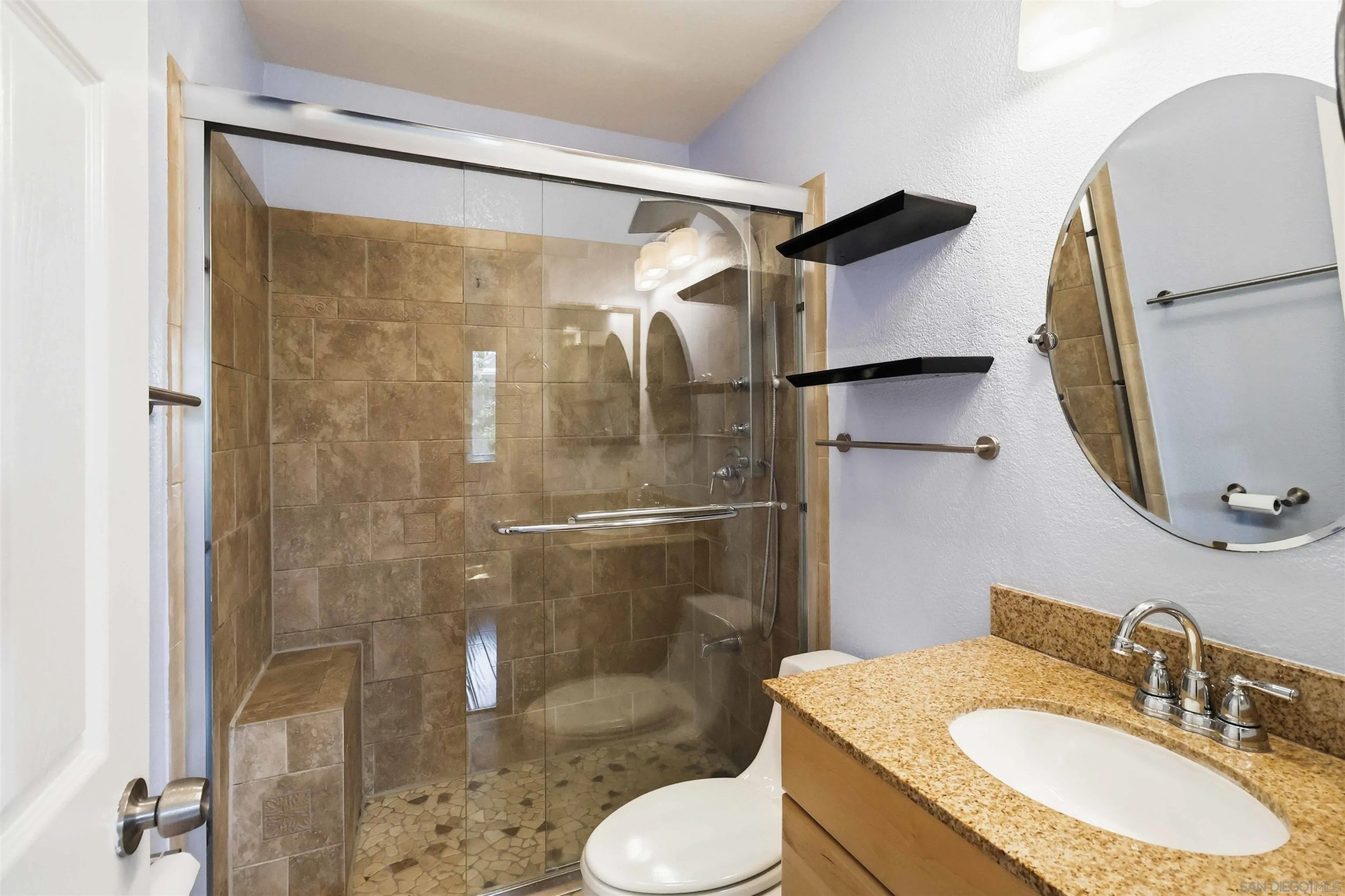 https://cdn.realtyfeed.com/cdn/127/260022813/9e7c67f76490ab8185847050bf151d8f.webp