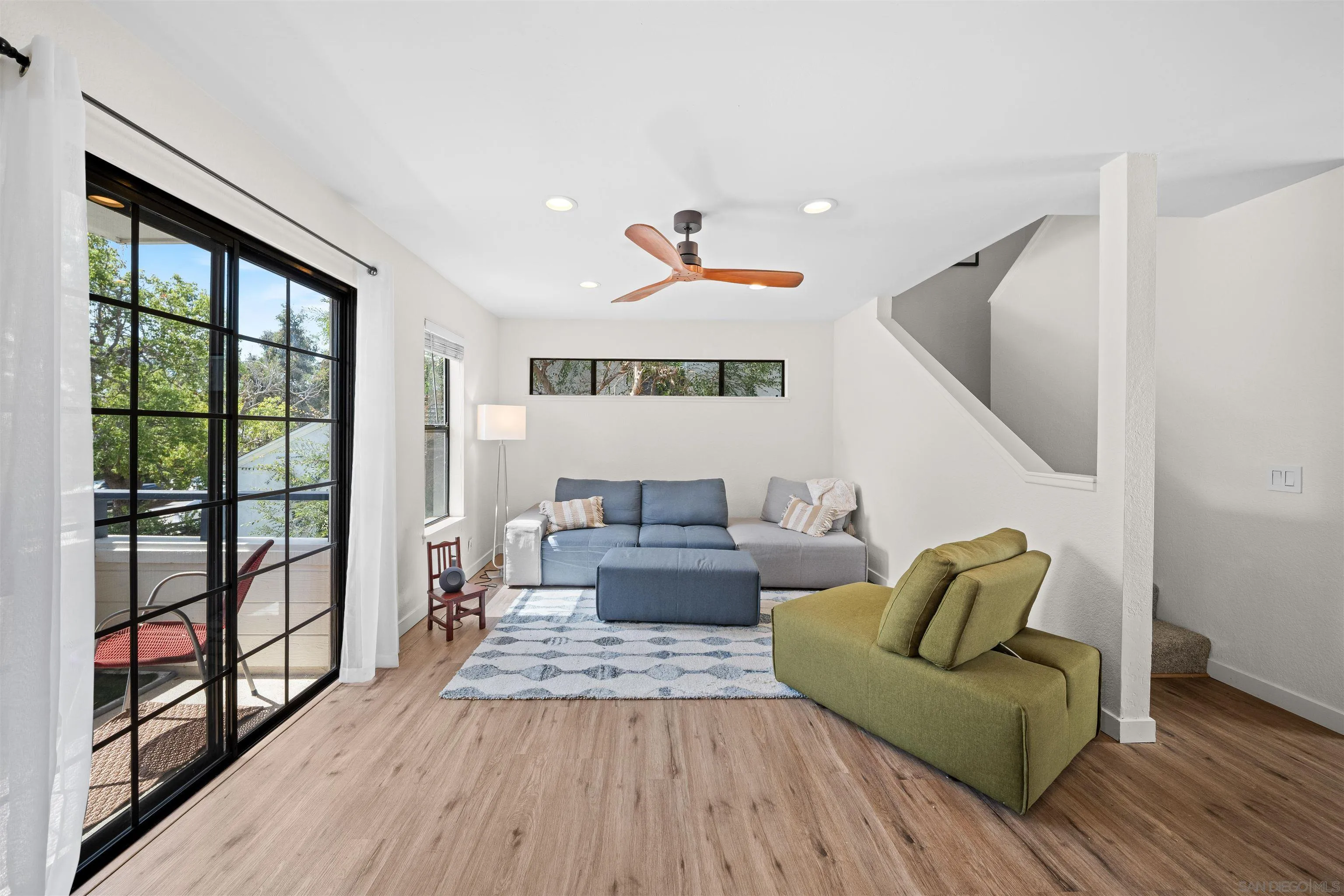 https://cdn.realtyfeed.com/cdn/127/260022816/864f0f8dc6c87f711711c596ca4242ff.webp