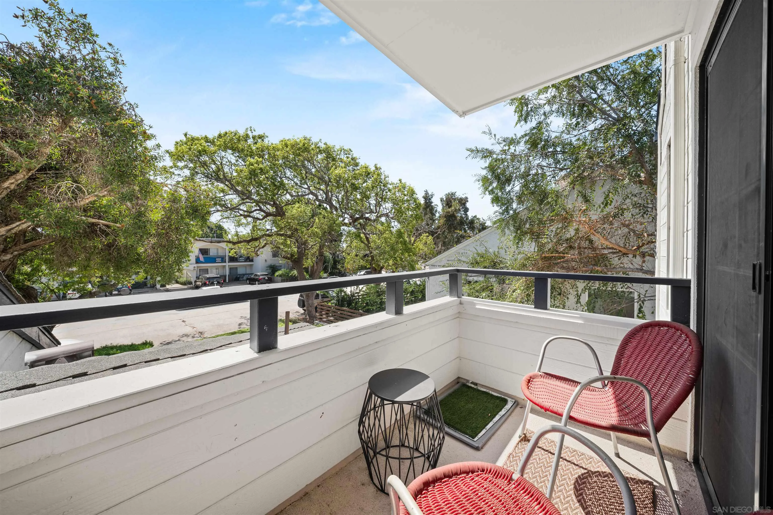 https://cdn.realtyfeed.com/cdn/127/260022816/8c7627602c4dc18e0b5b10c31a250e7d.webp