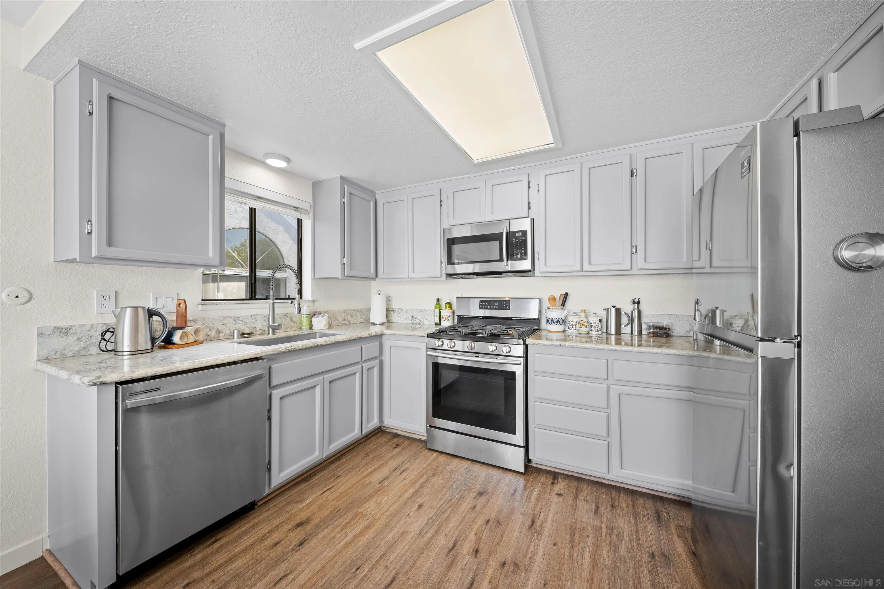 https://cdn.realtyfeed.com/cdn/127/260022816/dc94ab9aad76840e1d28a03b5bb1d22b.webp