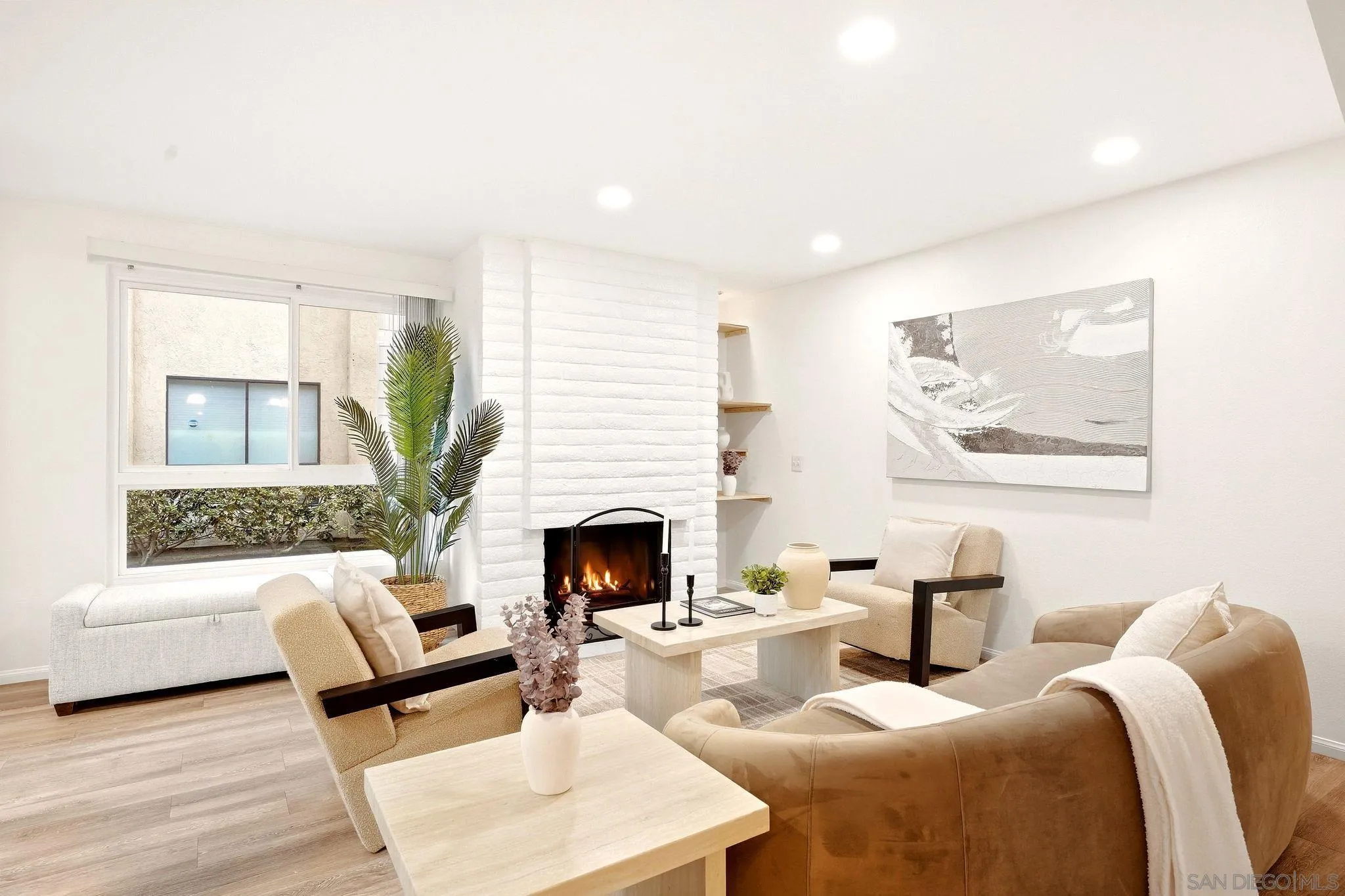 https://cdn.realtyfeed.com/cdn/127/260022817/836cd33252842ab15b8b59ca54d53c2f.webp