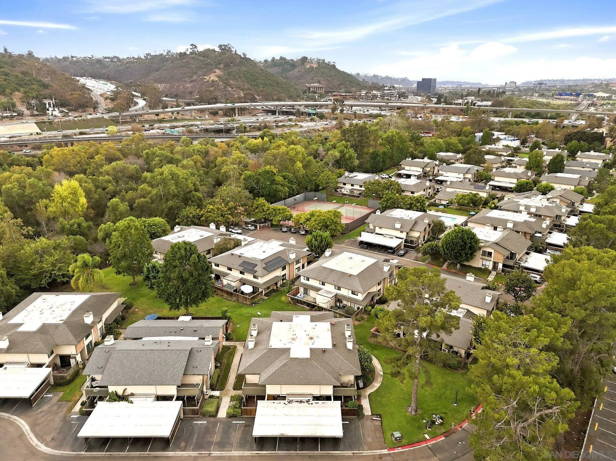 https://cdn.realtyfeed.com/cdn/127/260022817/d9ff7e82e9149ae2a15c972f3d1c55b0.webp