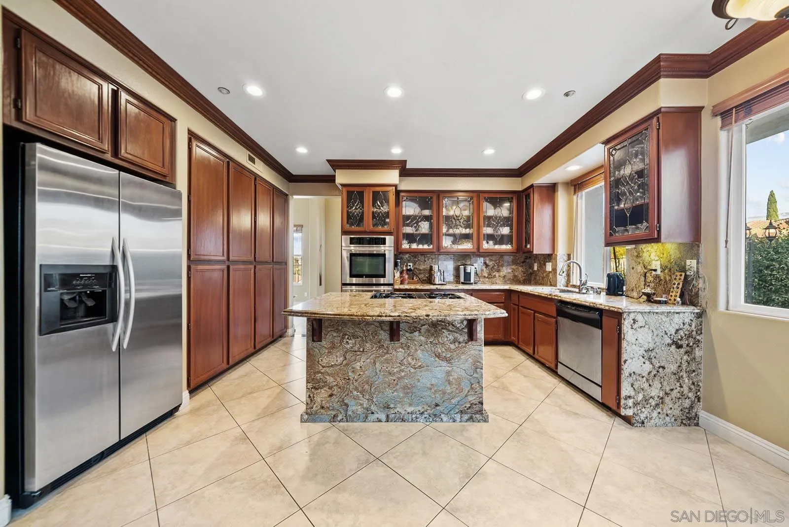 https://cdn.realtyfeed.com/cdn/127/260022818/1e63568f0c3bc1f6abf4bb1f4b0bbd47.webp