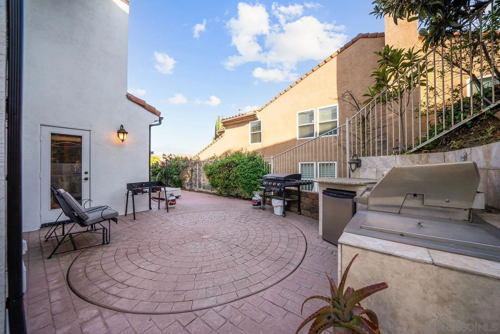 https://cdn.realtyfeed.com/cdn/127/260022818/35872f708f3da2d755c8c1991925dec8.webp
