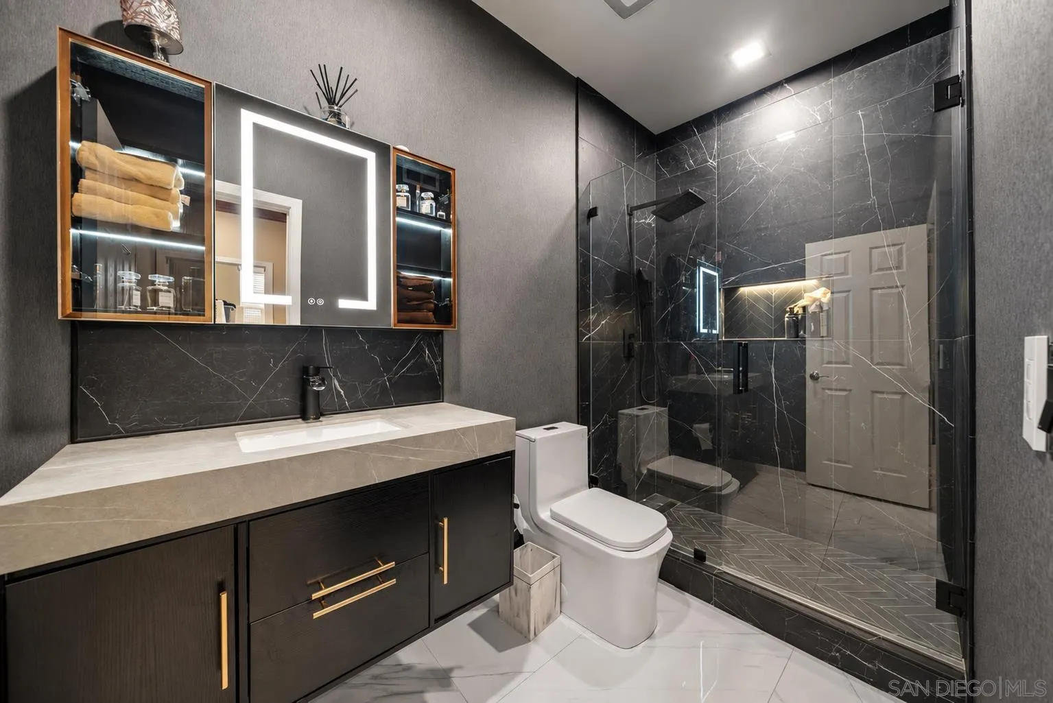 https://cdn.realtyfeed.com/cdn/127/260022818/45b9122dde5099e58acf4df126189af6.webp
