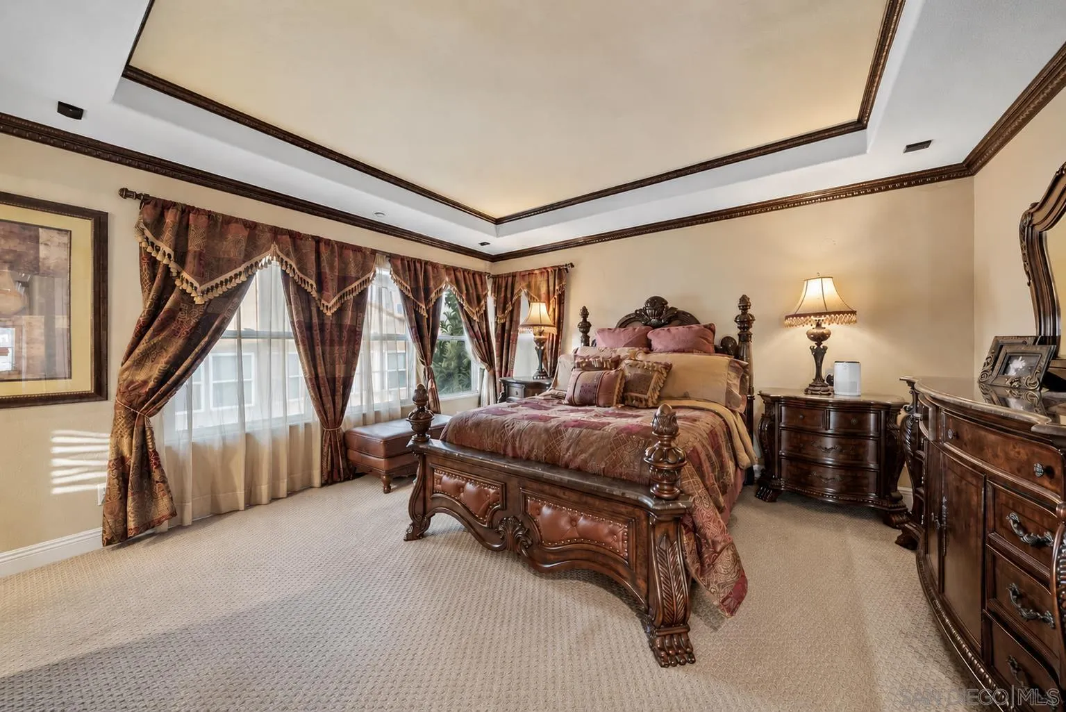 https://cdn.realtyfeed.com/cdn/127/260022818/633e4faad2a71285a8a6b2bcaebe8168.webp