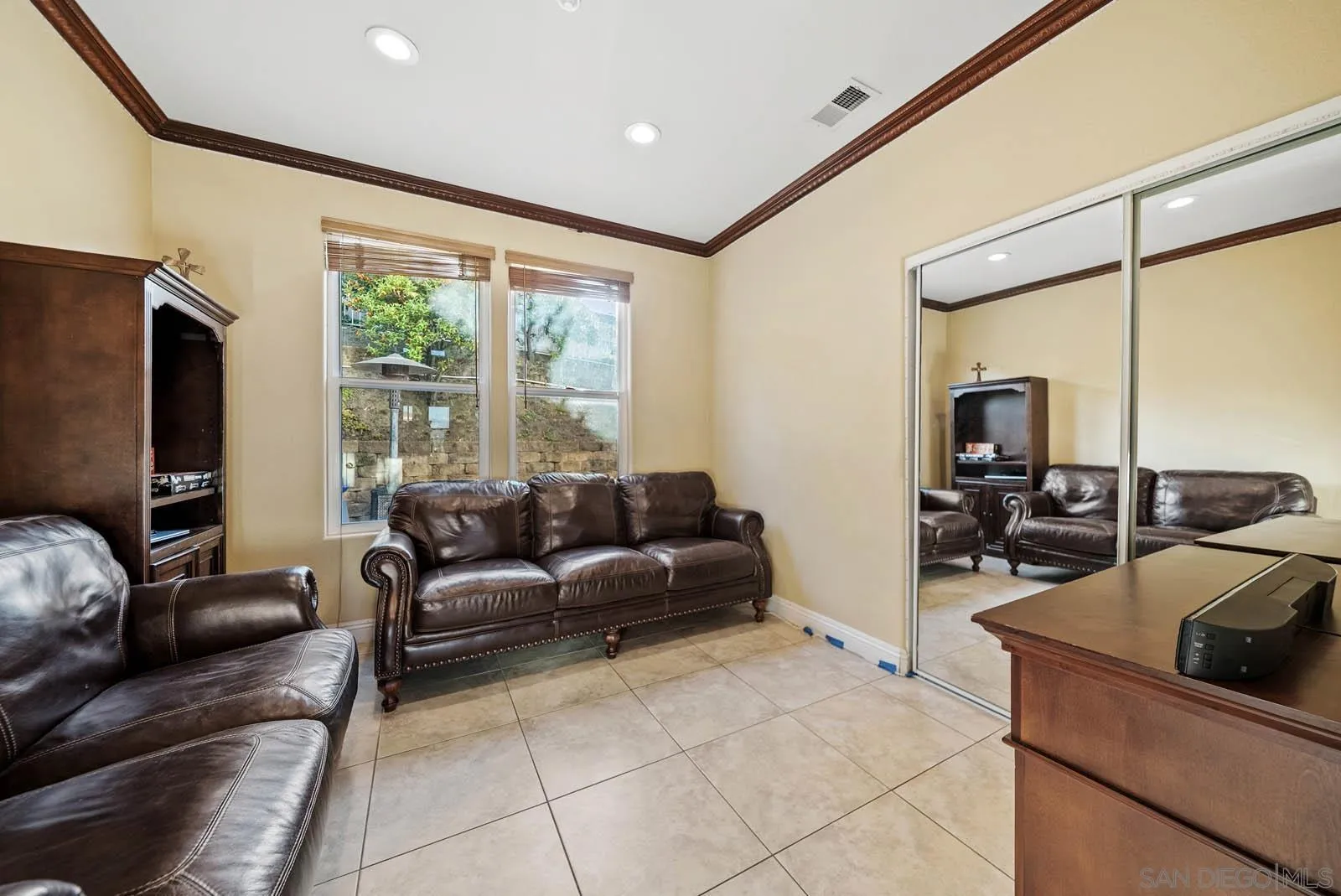 https://cdn.realtyfeed.com/cdn/127/260022818/d78dc6365412c8cc55642e1c567d296d.webp