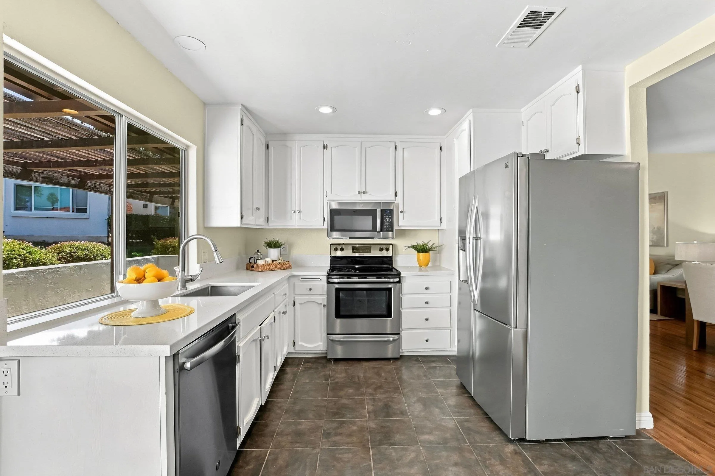 https://cdn.realtyfeed.com/cdn/127/260022822/5ed79a1c000f202fdf8e2c2901207b33.webp