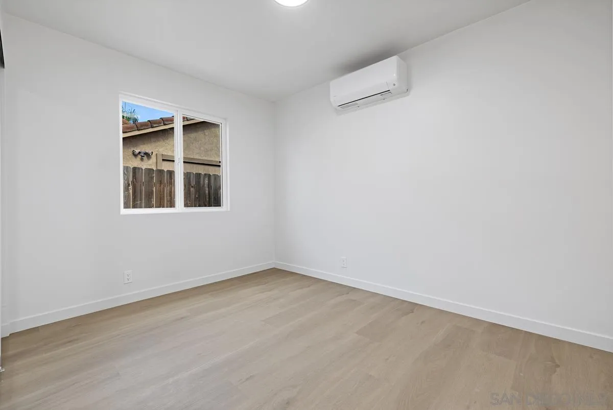 https://cdn.realtyfeed.com/cdn/127/260022828/5c654c8be82253f21b0b9246f3debe9e.webp
