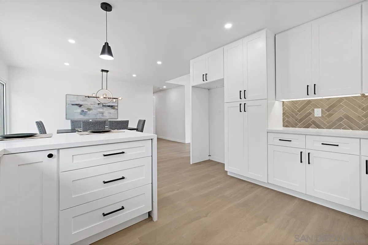 https://cdn.realtyfeed.com/cdn/127/260022828/fac4da6e4344f1c81f656b9dbdac96dd.webp