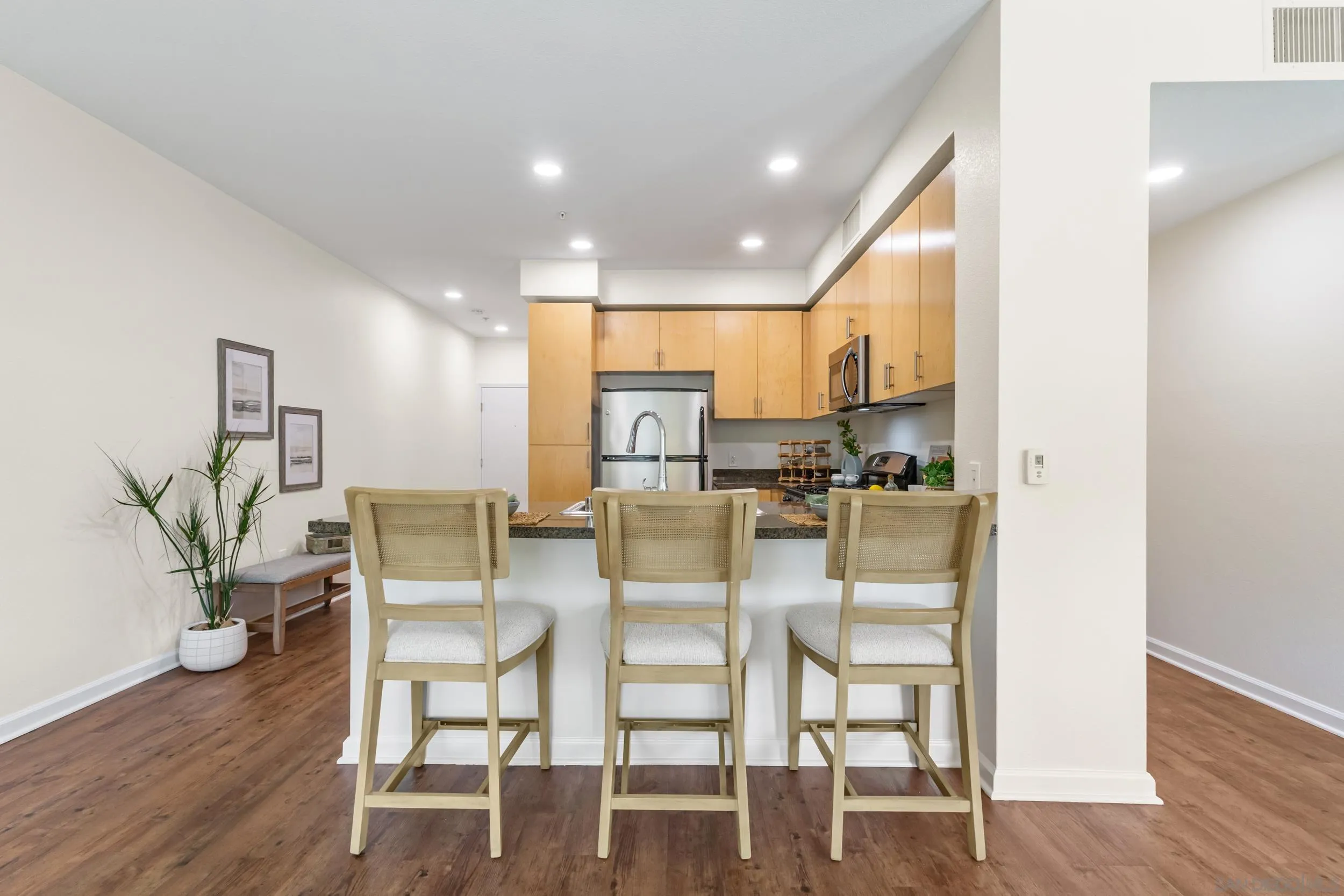 https://cdn.realtyfeed.com/cdn/127/260022829/5d7d42a5a299a95a8d937f731a64173f.webp