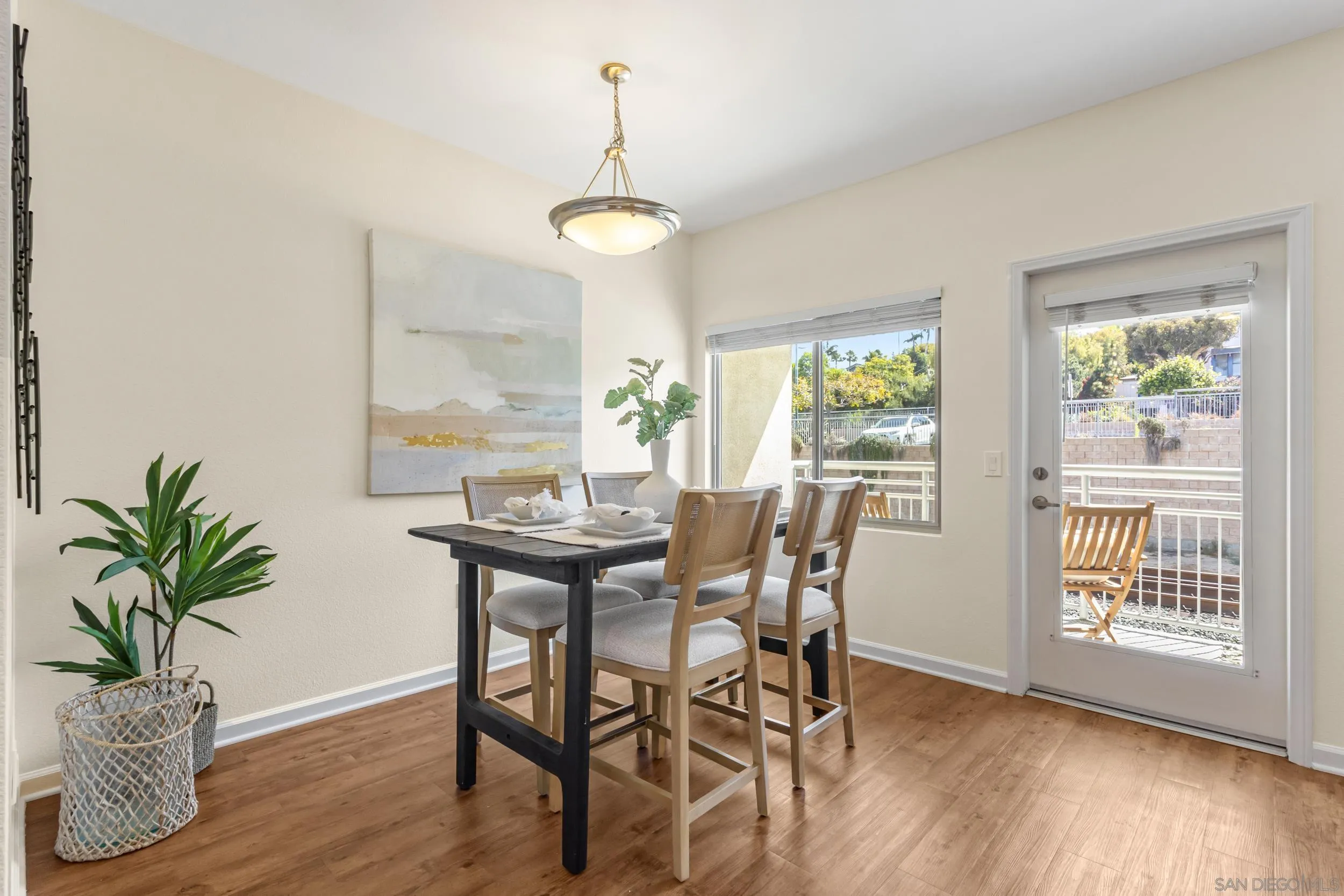 https://cdn.realtyfeed.com/cdn/127/260022829/80dc9829f683713dfbcb51c62ad5fab5.webp