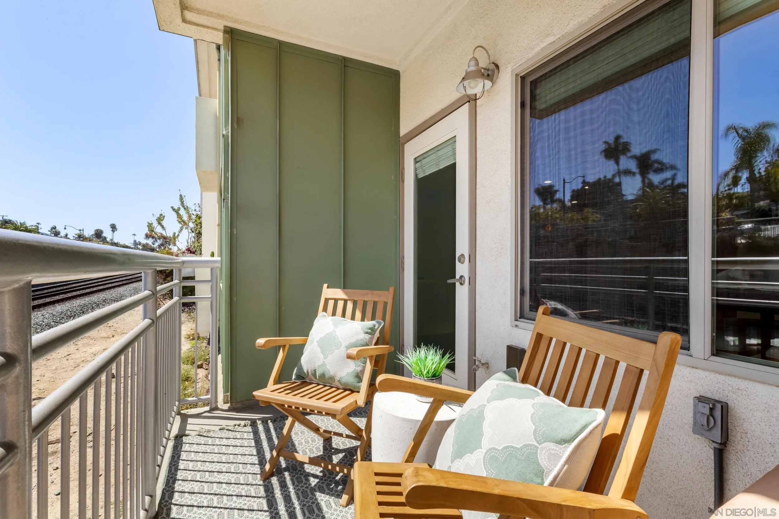 https://cdn.realtyfeed.com/cdn/127/260022829/bfb62ae22f62eb9dd38ec074d9ca0b4c.webp