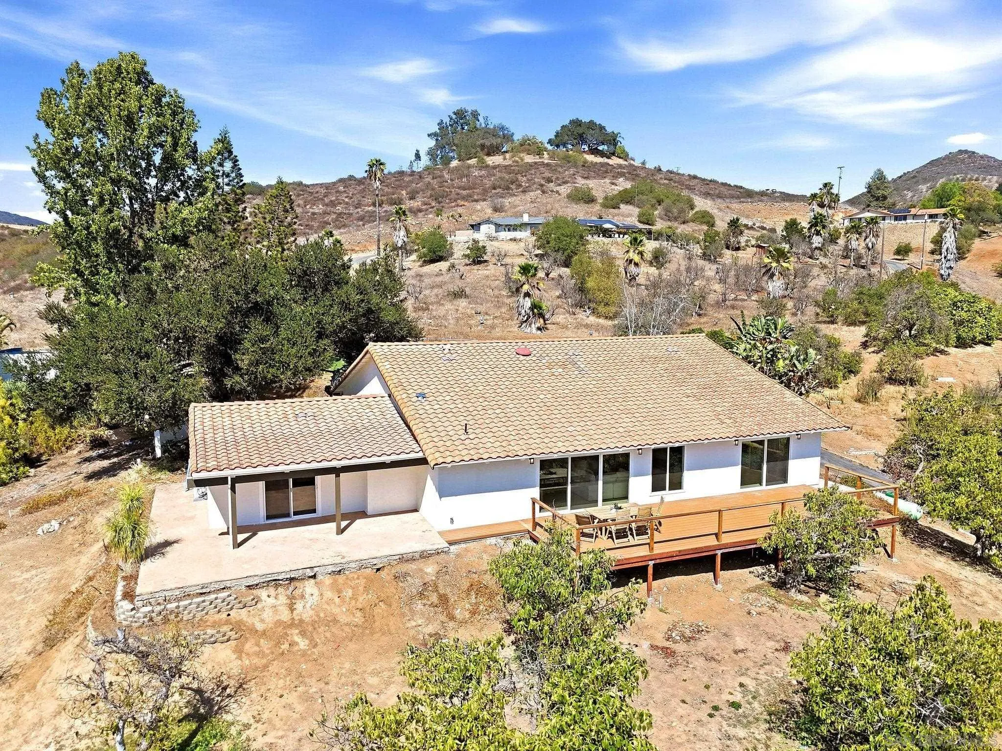 https://cdn.realtyfeed.com/cdn/127/260022830/1b1f2ab7f8a220012fa829f6bfb3710e.webp