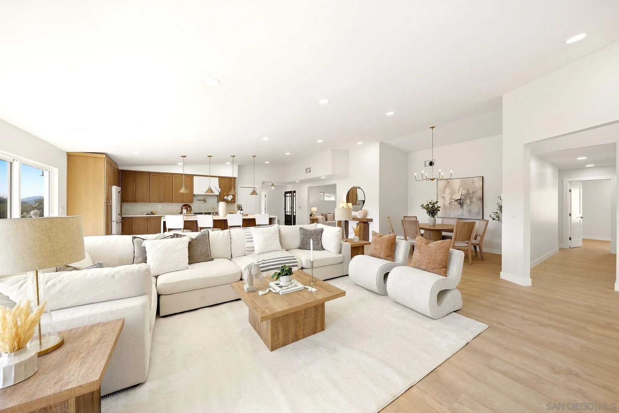 https://cdn.realtyfeed.com/cdn/127/260022830/f0c6a37151d9fad496196e168b6cc898.webp