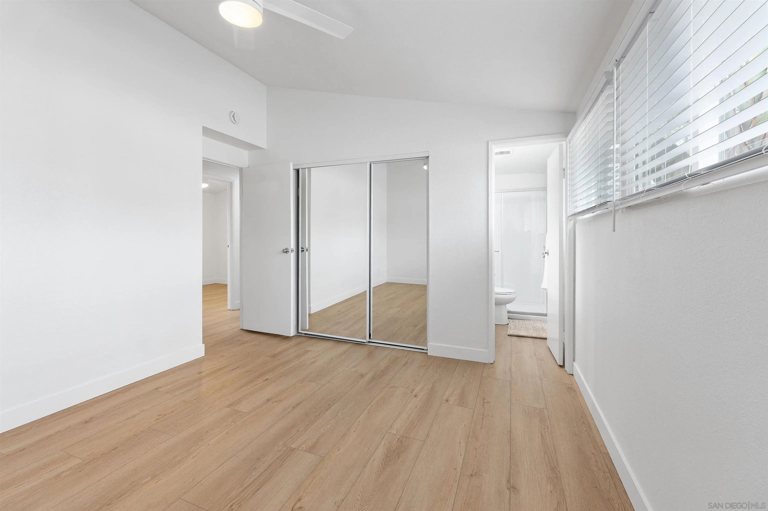 https://cdn.realtyfeed.com/cdn/127/260022833/3b3a8fe69f73d822dc8dd0e29fdb87fa.webp