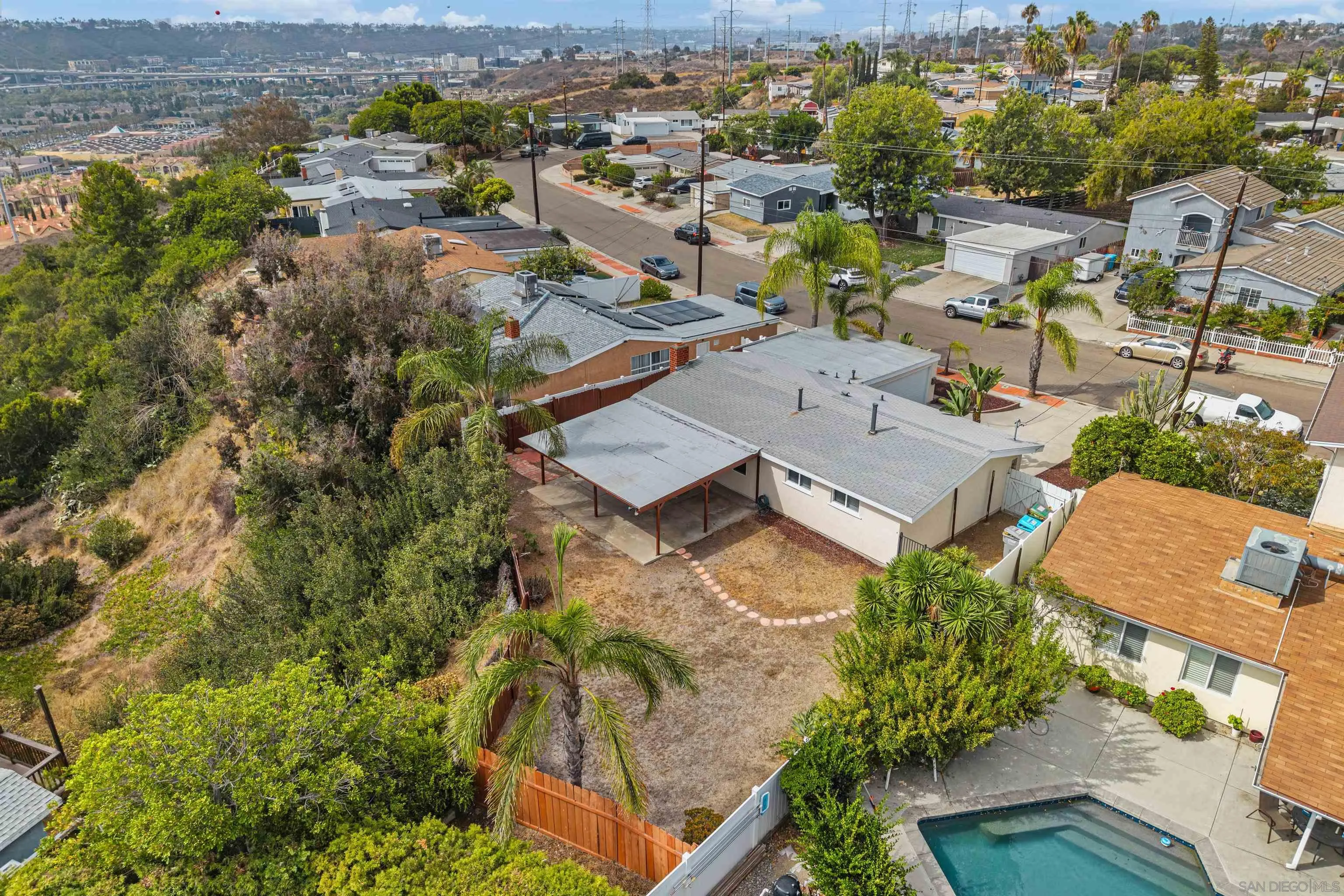 https://cdn.realtyfeed.com/cdn/127/260022833/46b9a652169503eaa154123ddd9ff504.webp