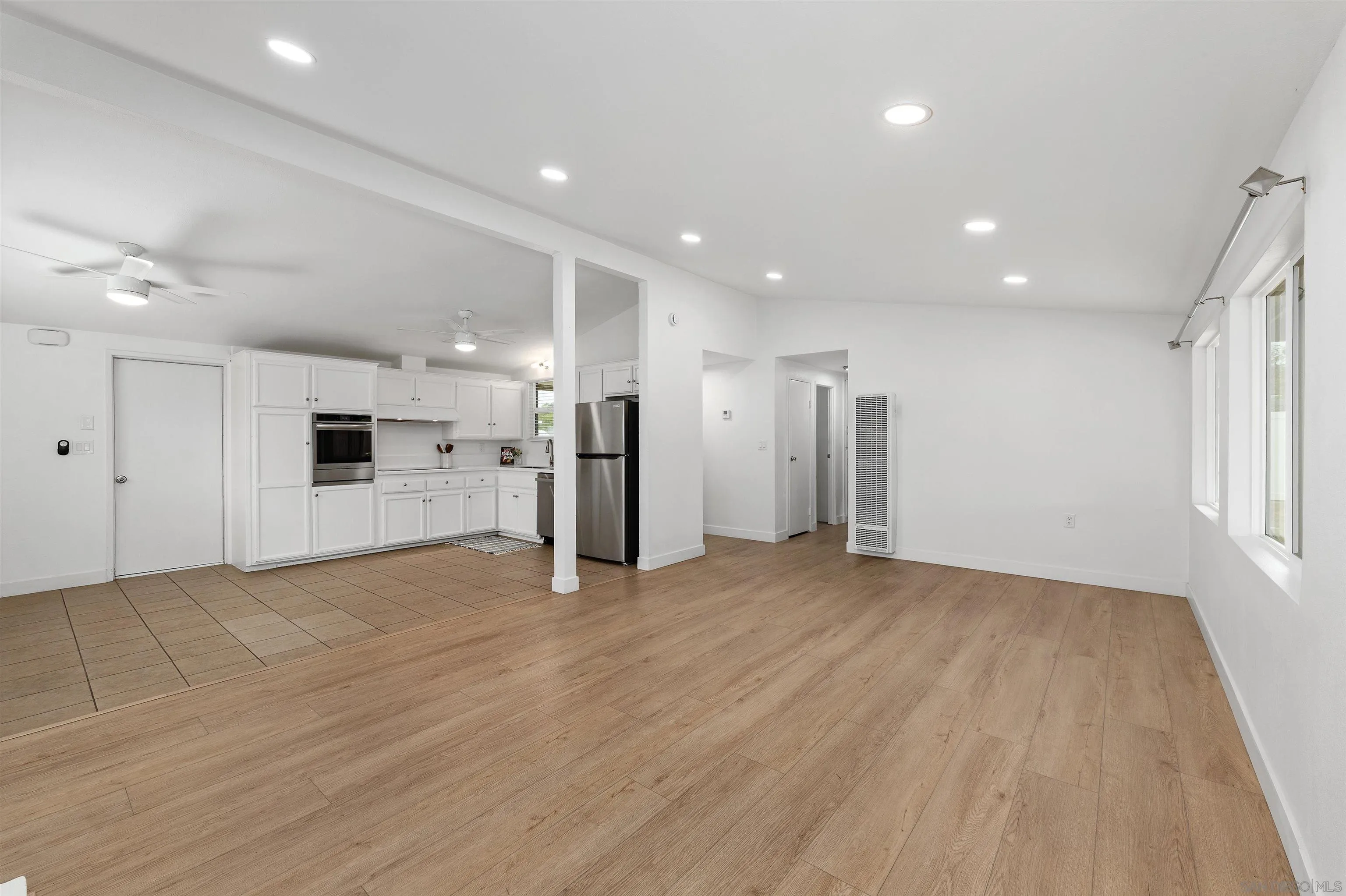 https://cdn.realtyfeed.com/cdn/127/260022833/60833bc34d217b70ac5ded94de5c4ecf.webp