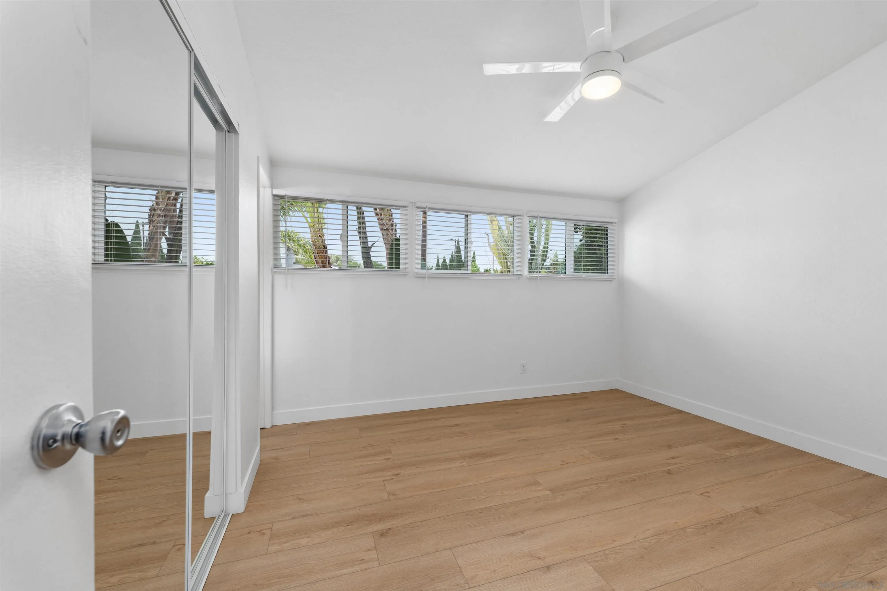 https://cdn.realtyfeed.com/cdn/127/260022833/894ecd0f162f98d48cafe045e9f3d845.webp