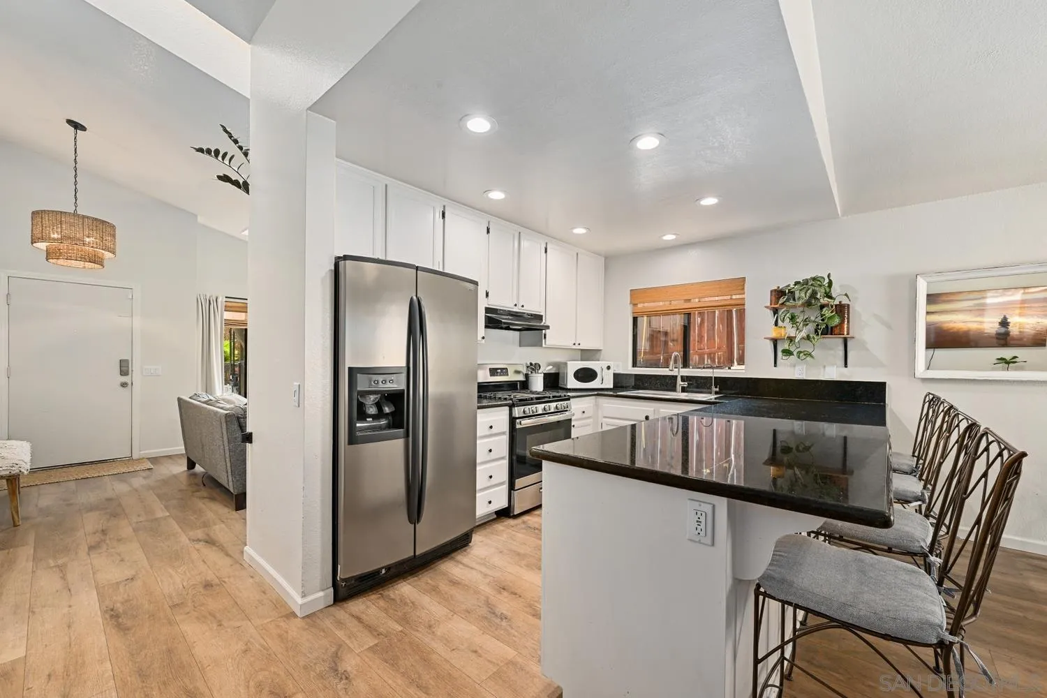 https://cdn.realtyfeed.com/cdn/127/260022834/08fc1c0c819127b00e873ec8eb2faa02.webp