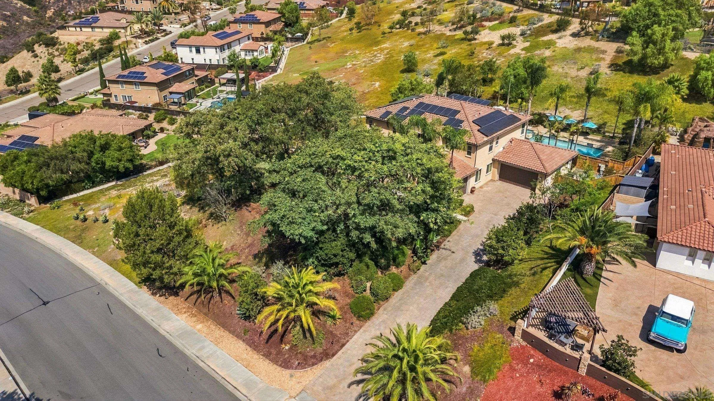 https://cdn.realtyfeed.com/cdn/127/260022835/05c9be432478ae25c13f75f14b684df4.webp