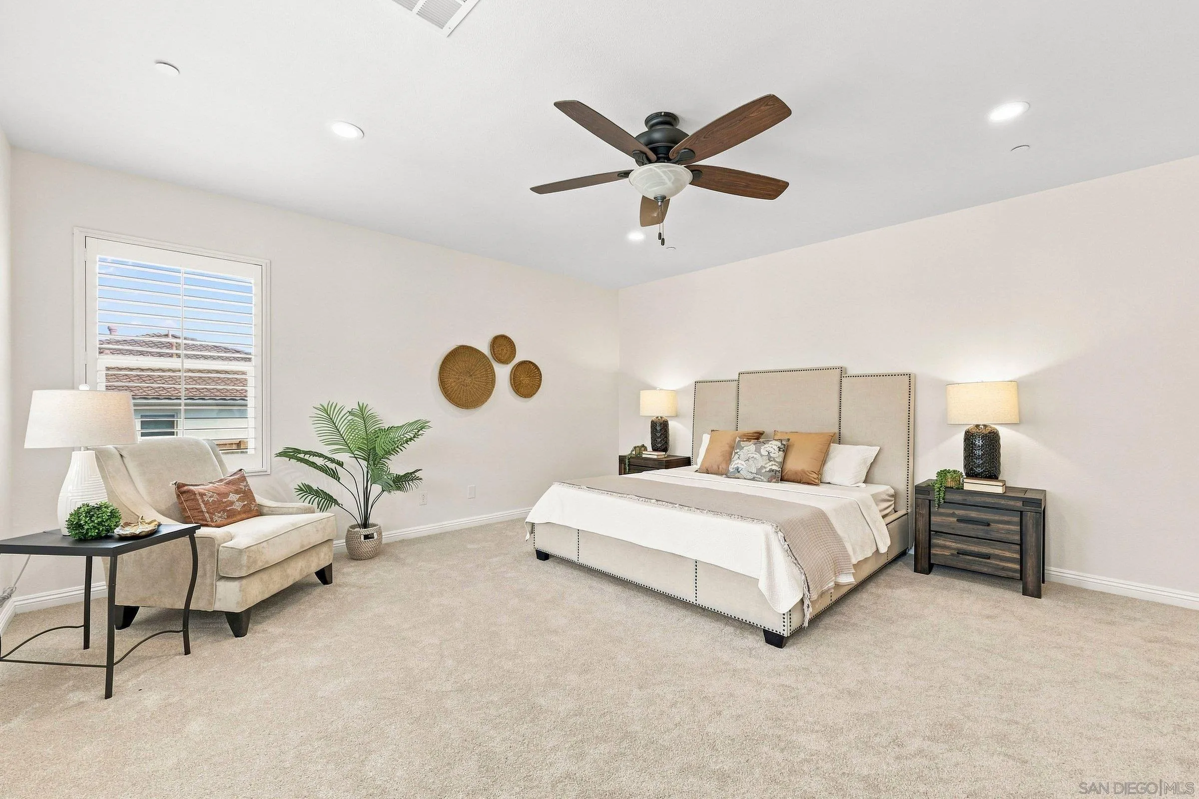 https://cdn.realtyfeed.com/cdn/127/260022835/a82633a47206320a9b035a3dbc0a1616.webp