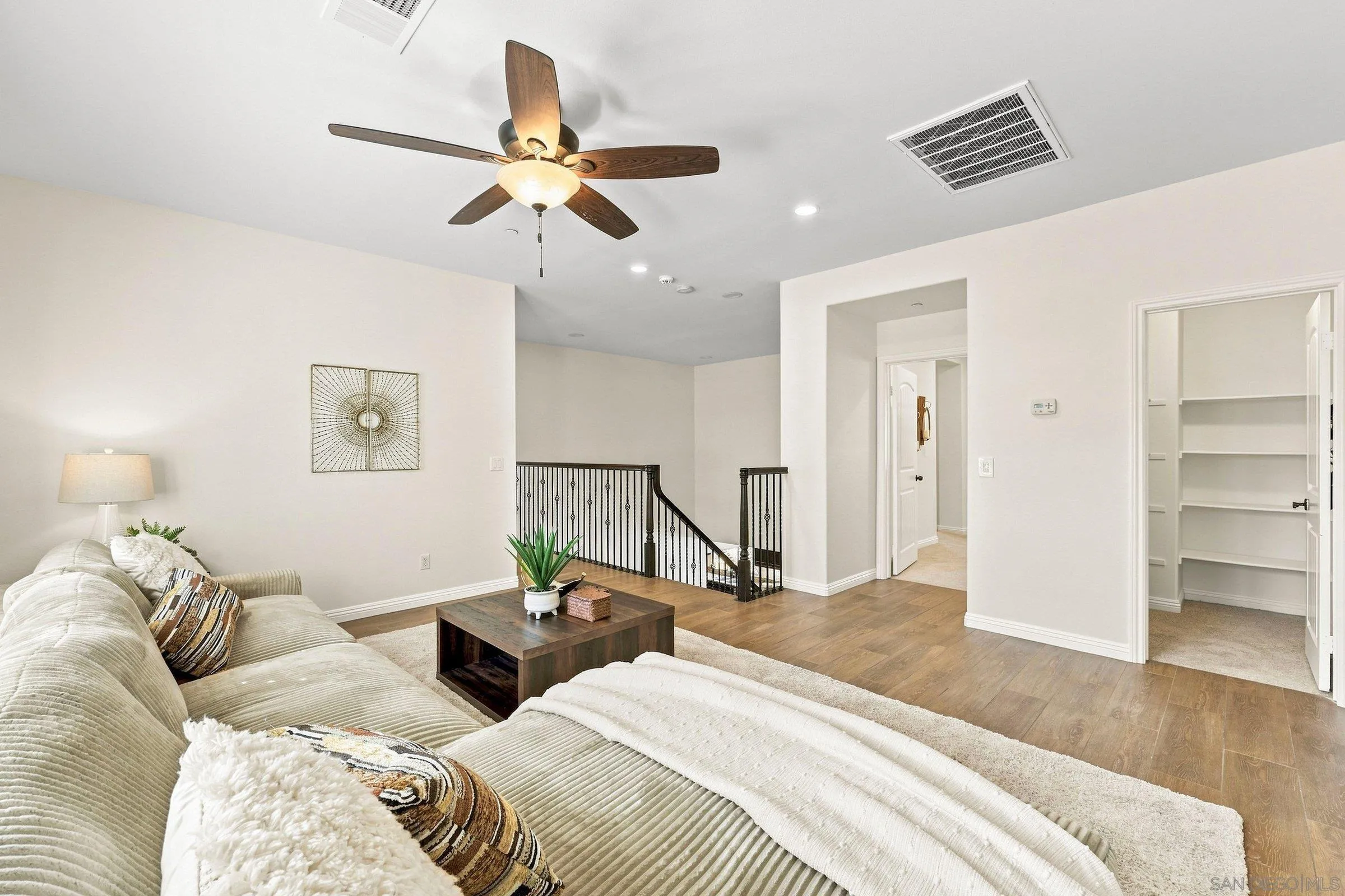 https://cdn.realtyfeed.com/cdn/127/260022835/c29c15bd7b36105219cf29d49394a70e.webp
