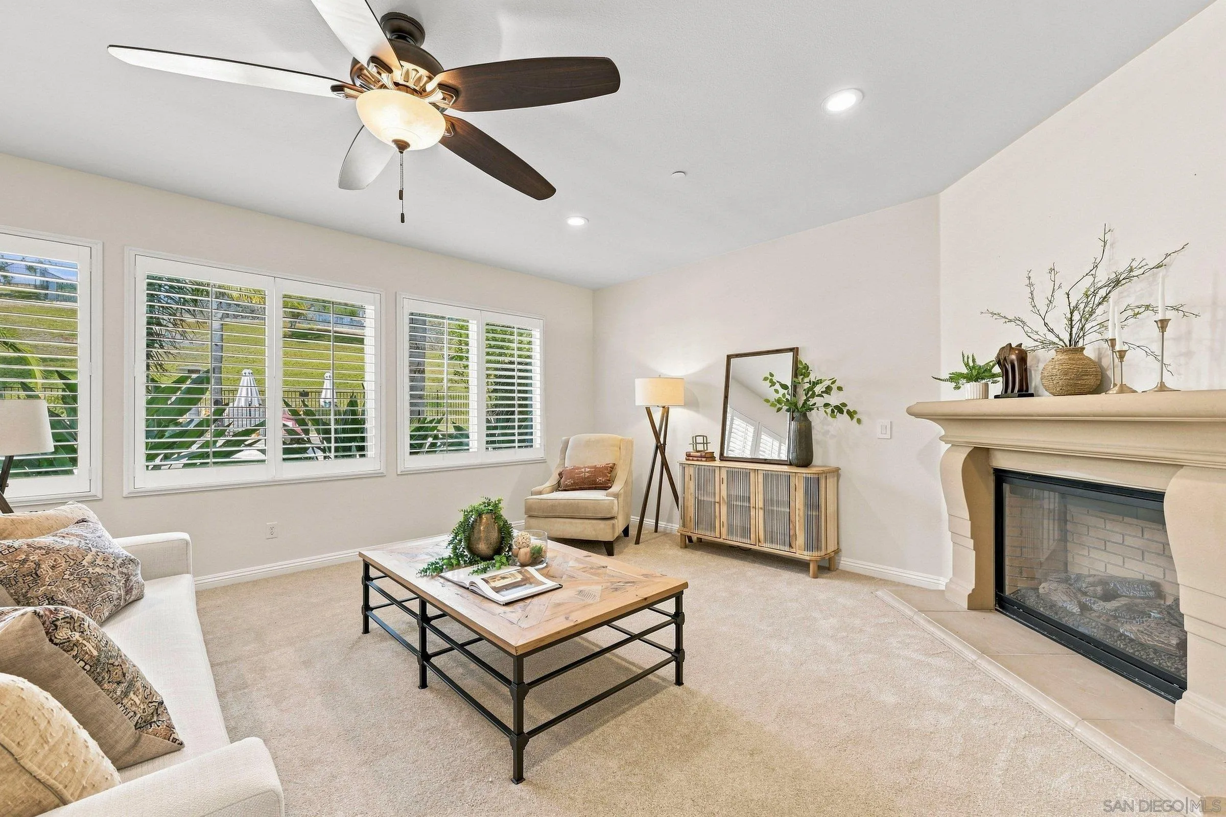 https://cdn.realtyfeed.com/cdn/127/260022835/ec5a4861240c7fa41591083877d6b4d2.webp