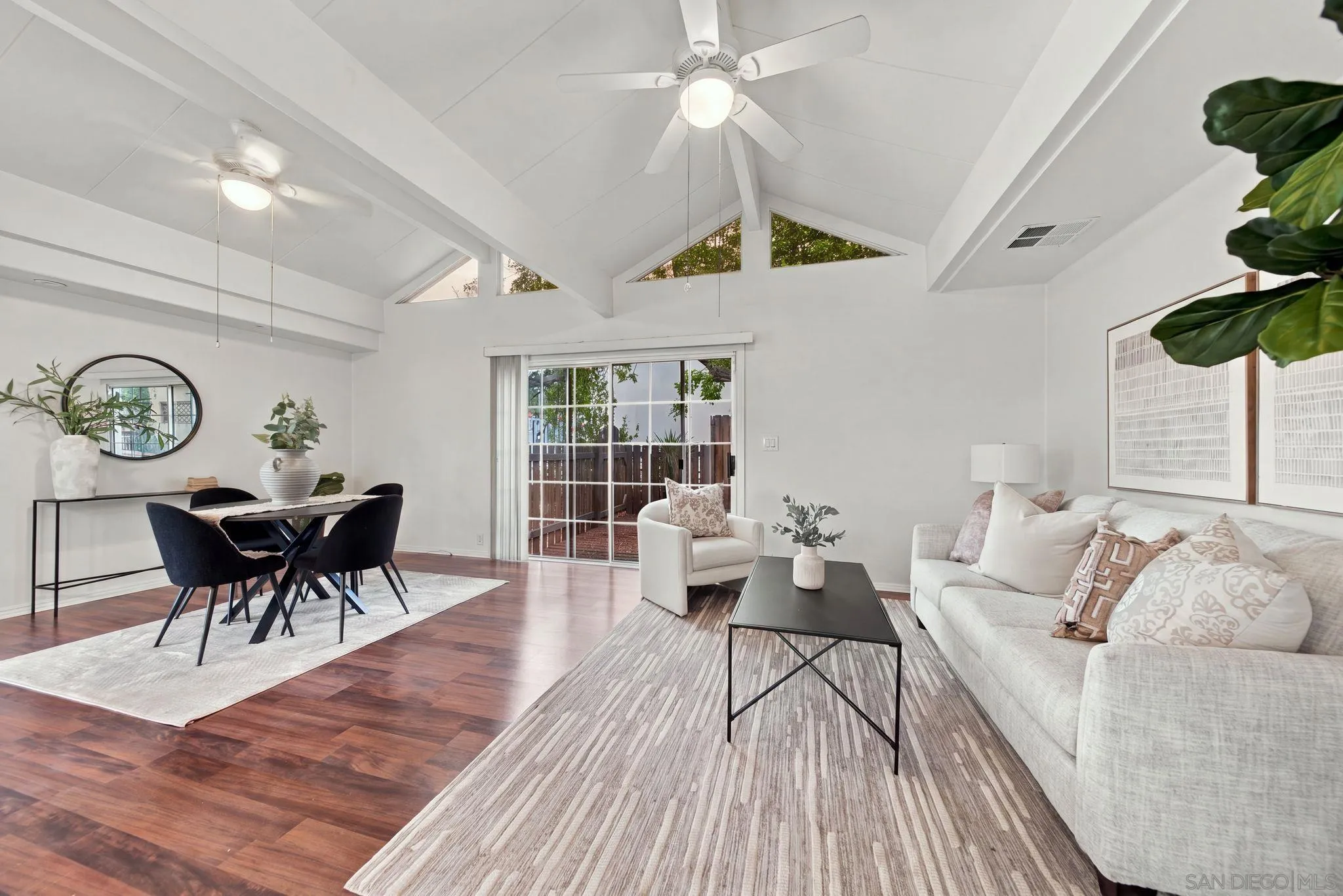 https://cdn.realtyfeed.com/cdn/127/260022840/528beefa896075ef191d724f1bd53207.webp
