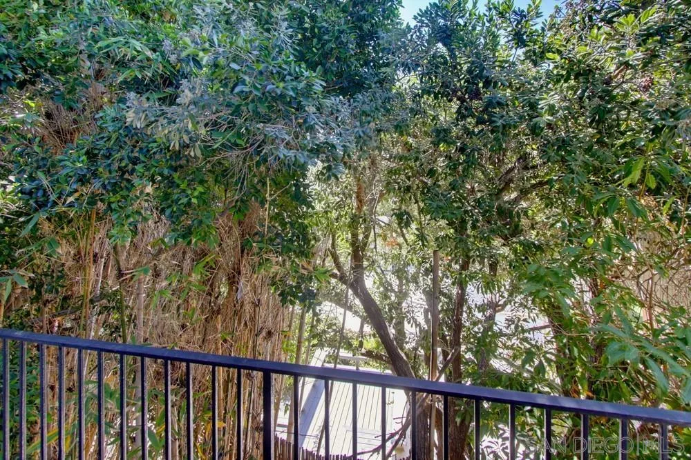 https://cdn.realtyfeed.com/cdn/127/260022841/4cb2d72a21d8537df23ba3bee36dd910.webp