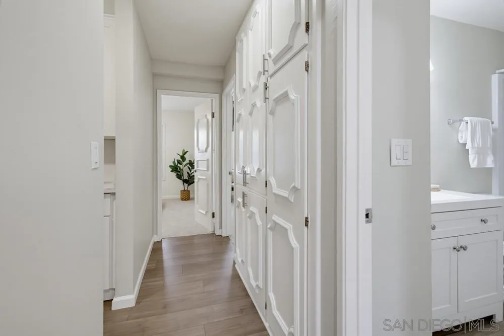 https://cdn.realtyfeed.com/cdn/127/260022841/acb9c6b7b6697cc22a5e62fbdd37b05c.webp