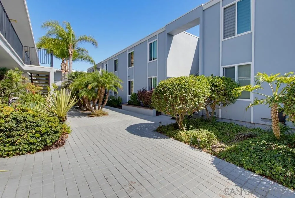 https://cdn.realtyfeed.com/cdn/127/260022841/b4d98943cf8f8ffc855caf1bbc405e7a.webp