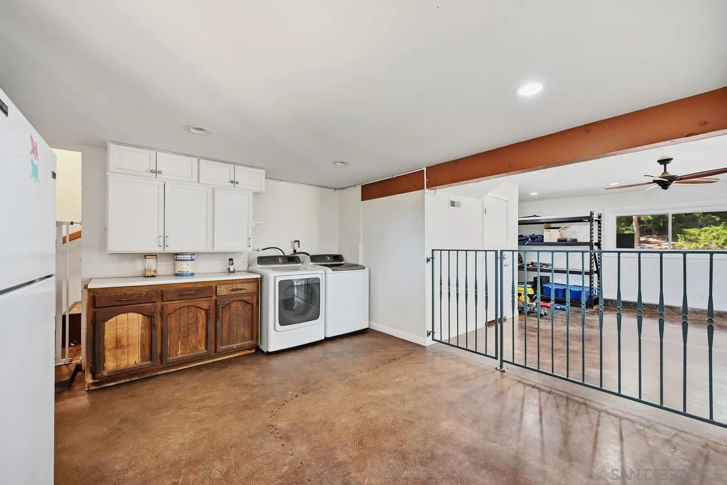 https://cdn.realtyfeed.com/cdn/127/260022843/174e55b719bc9da24f84799ee97d40e9.webp