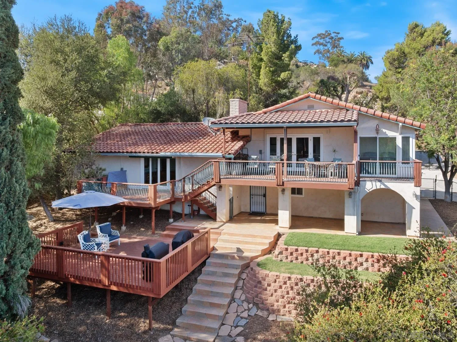 https://cdn.realtyfeed.com/cdn/127/260022843/199e893b79945bcf7b867d951ca75494.webp