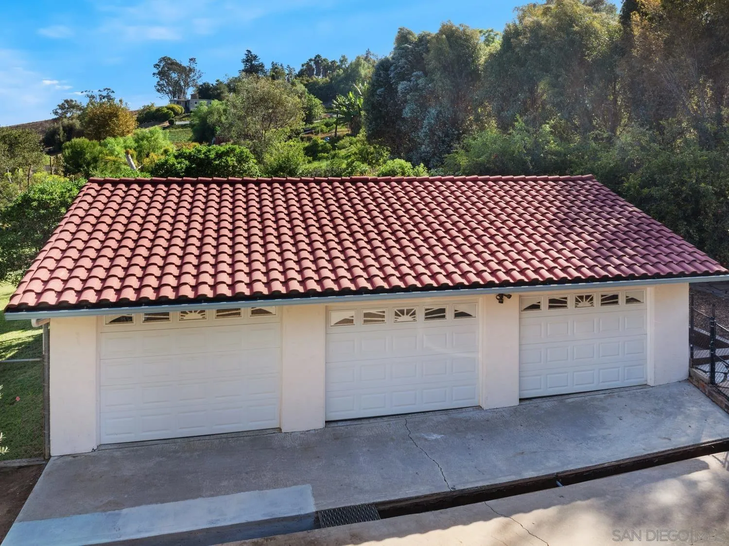 https://cdn.realtyfeed.com/cdn/127/260022843/31d9ef6ee9b371244fcb259127ca0cdc.webp