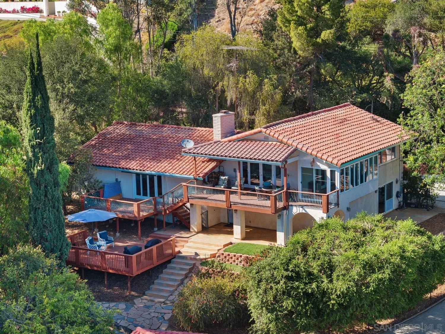 https://cdn.realtyfeed.com/cdn/127/260022843/3c2f0223abee0e97dd9d7b74c408143d.webp