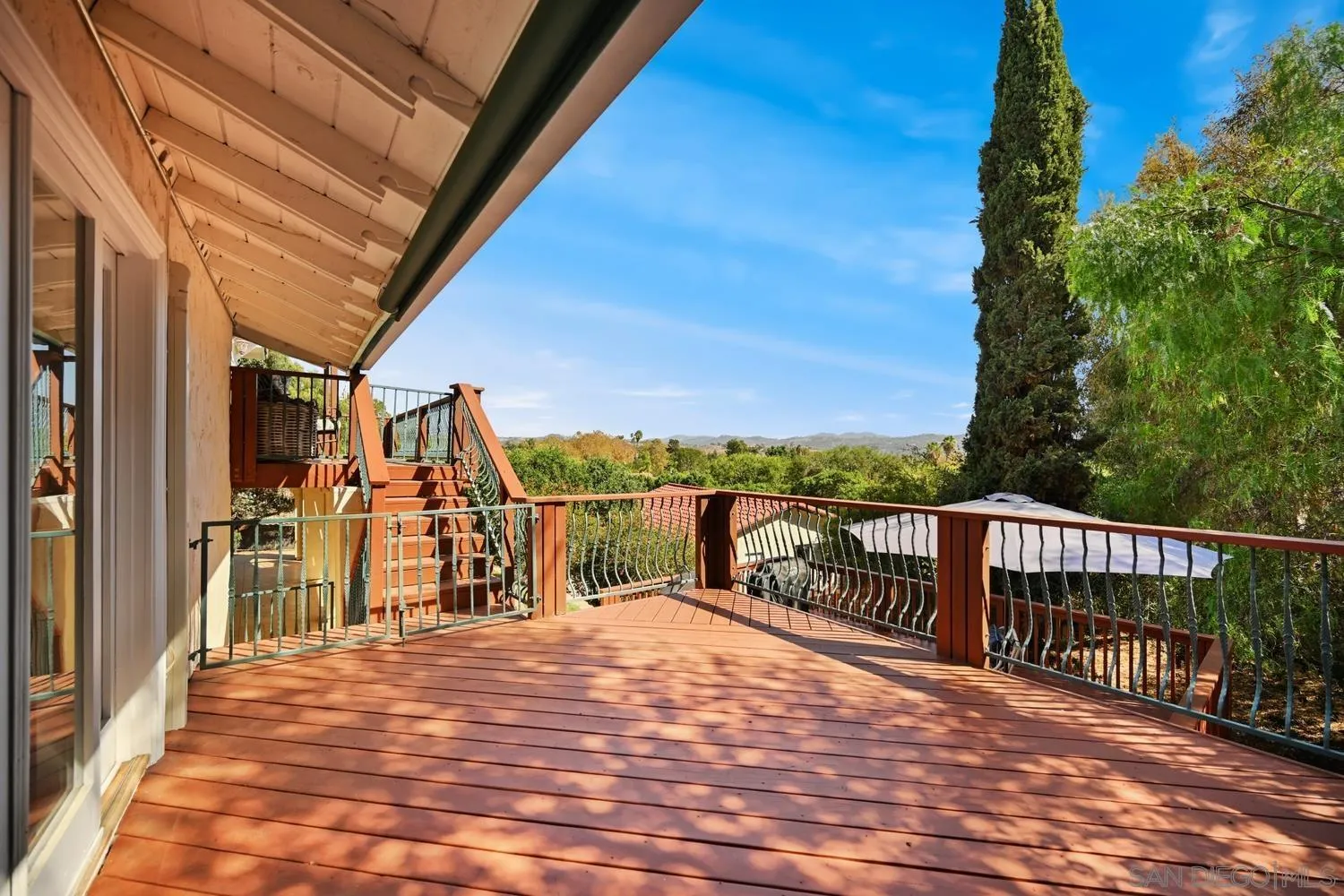 https://cdn.realtyfeed.com/cdn/127/260022843/92a2cda93e409bfd5bf0f315cd4fbfea.webp
